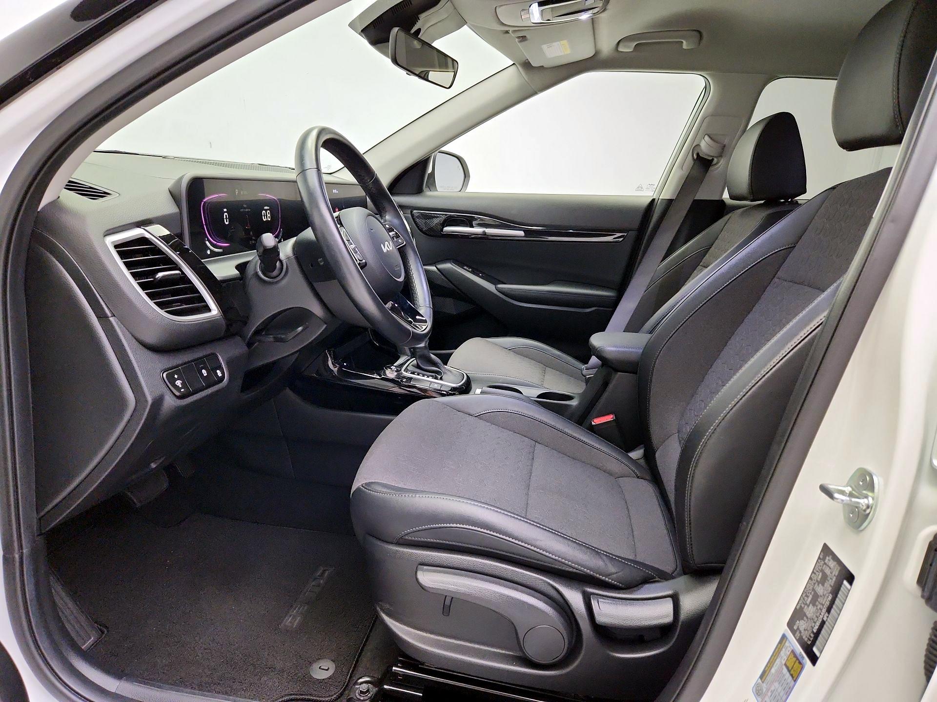 Thumbnail: 2025 Kia Seltos - 11