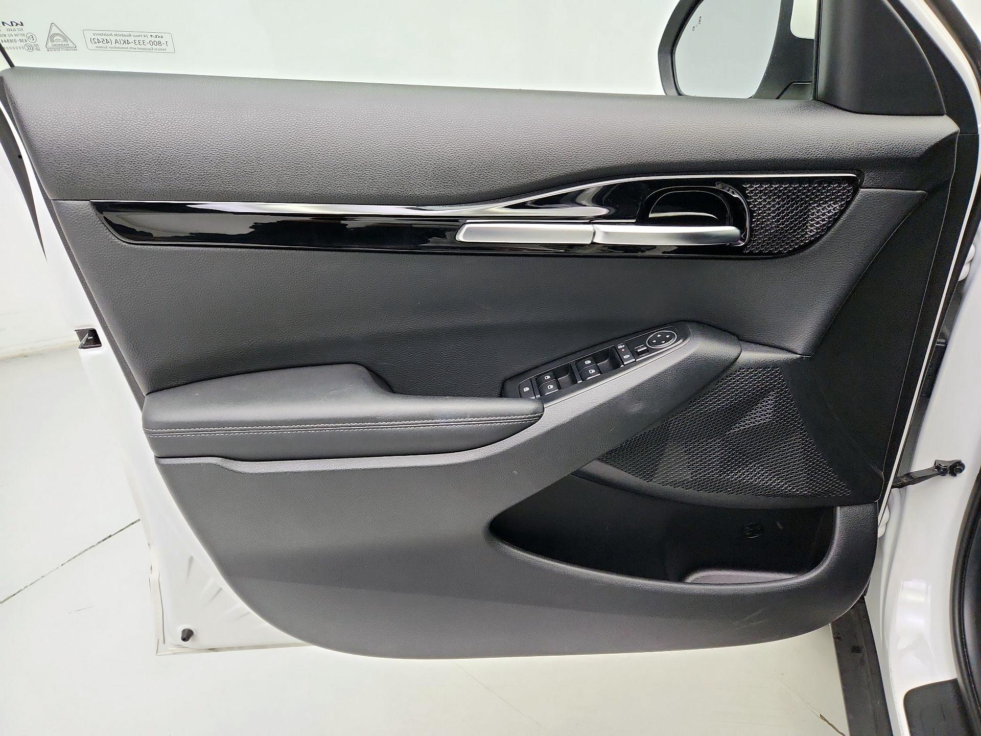 Thumbnail: 2025 Kia Seltos - 12