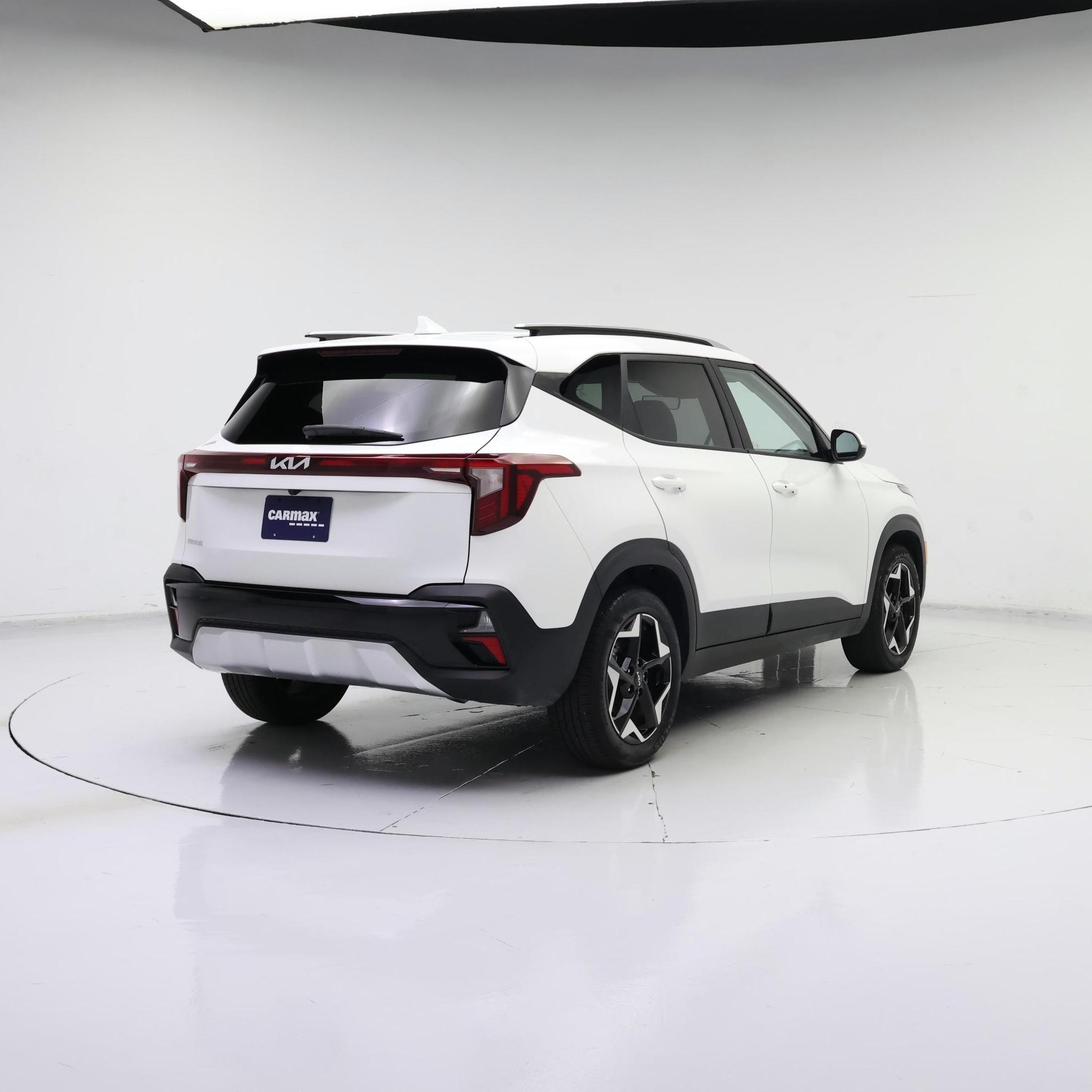 Thumbnail: 2025 Kia Seltos - 8