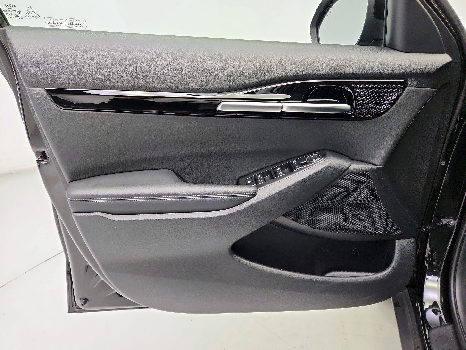 Thumbnail: 2025 Kia Seltos - 12