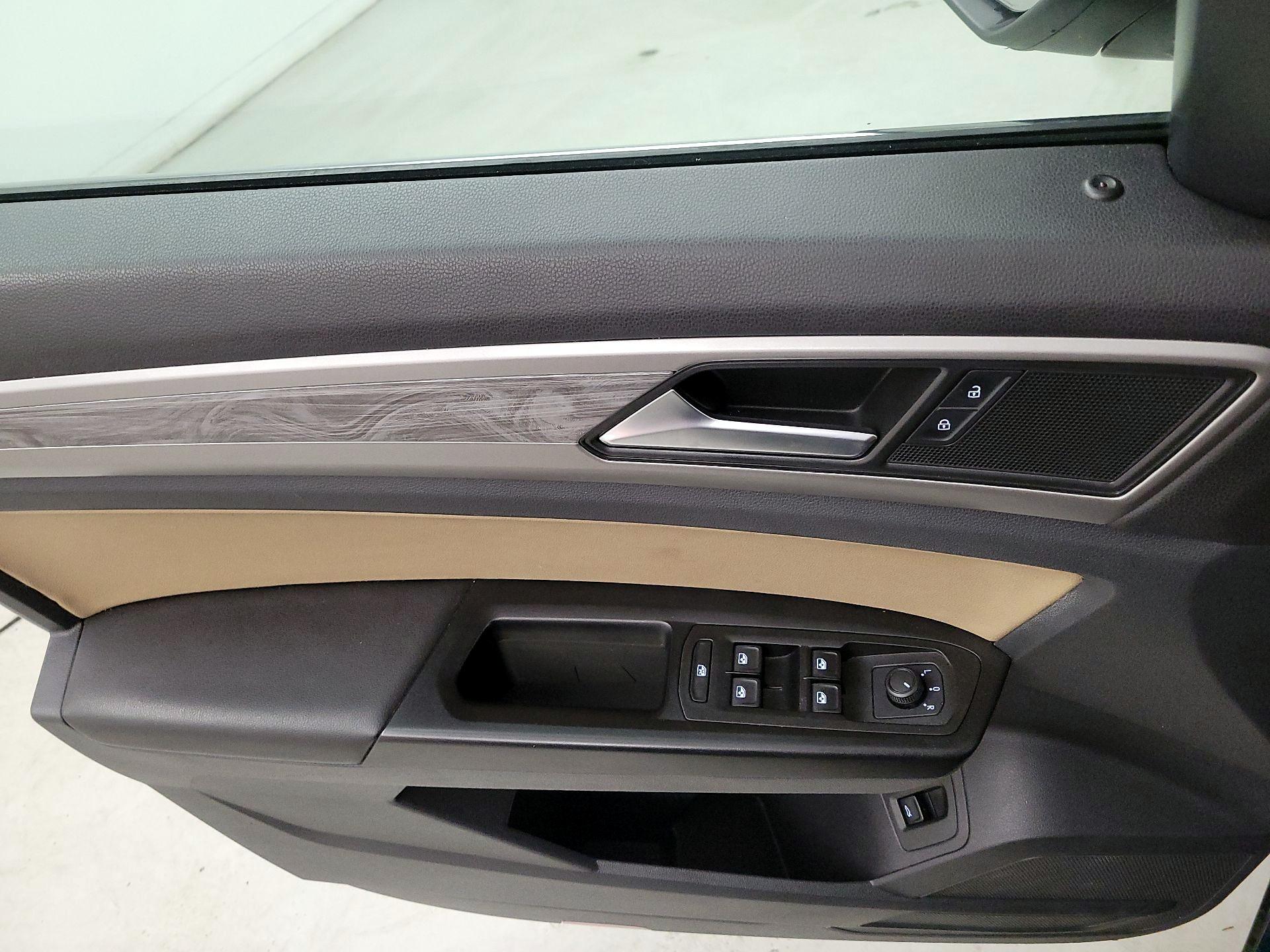 Thumbnail: 2020 Volkswagen Atlas - 12