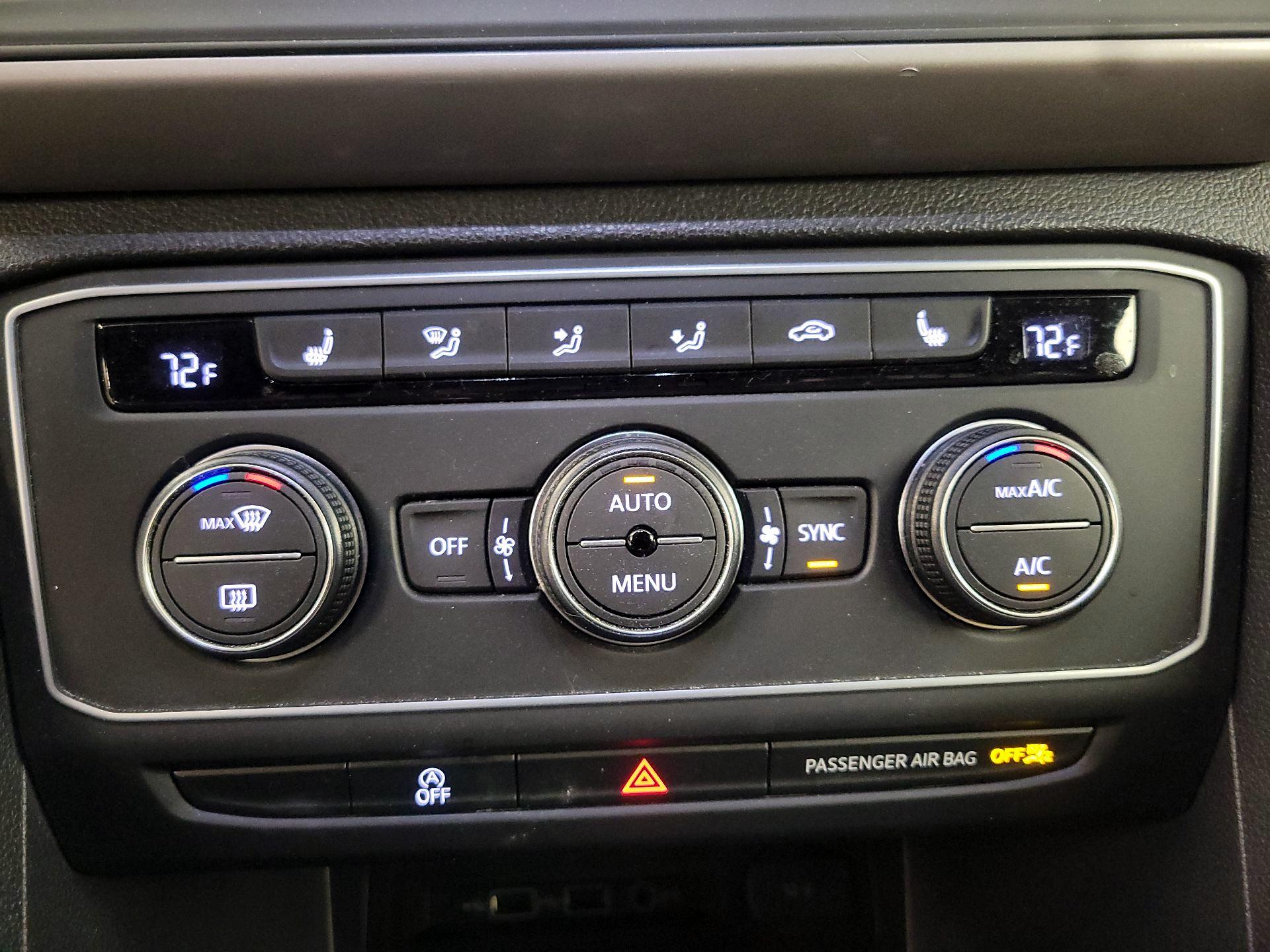 Thumbnail: 2020 Volkswagen Atlas - 16