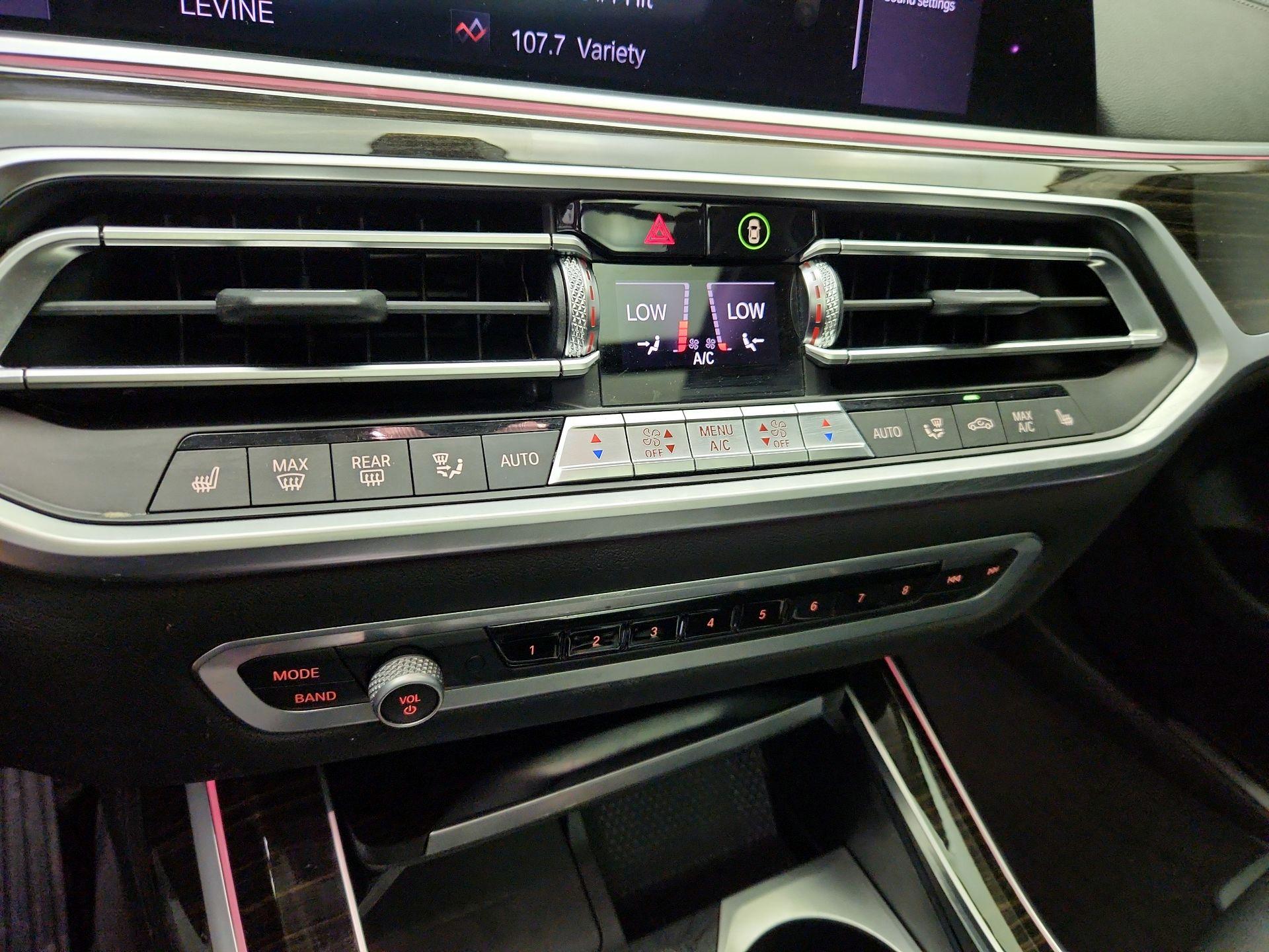 Thumbnail: 2020 BMW X7 - 17