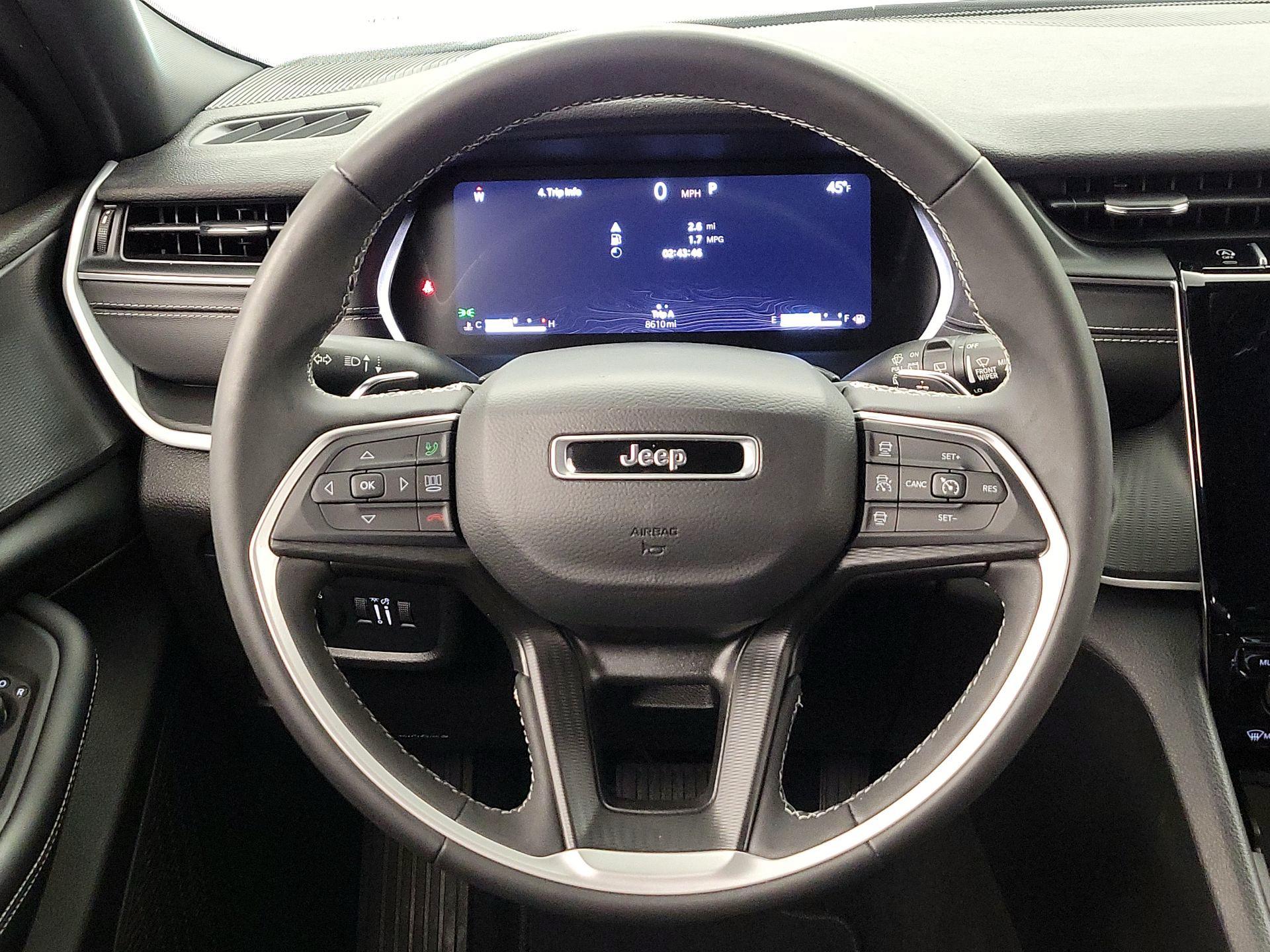 Thumbnail: 2024 Jeep Grand Cherokee - 10