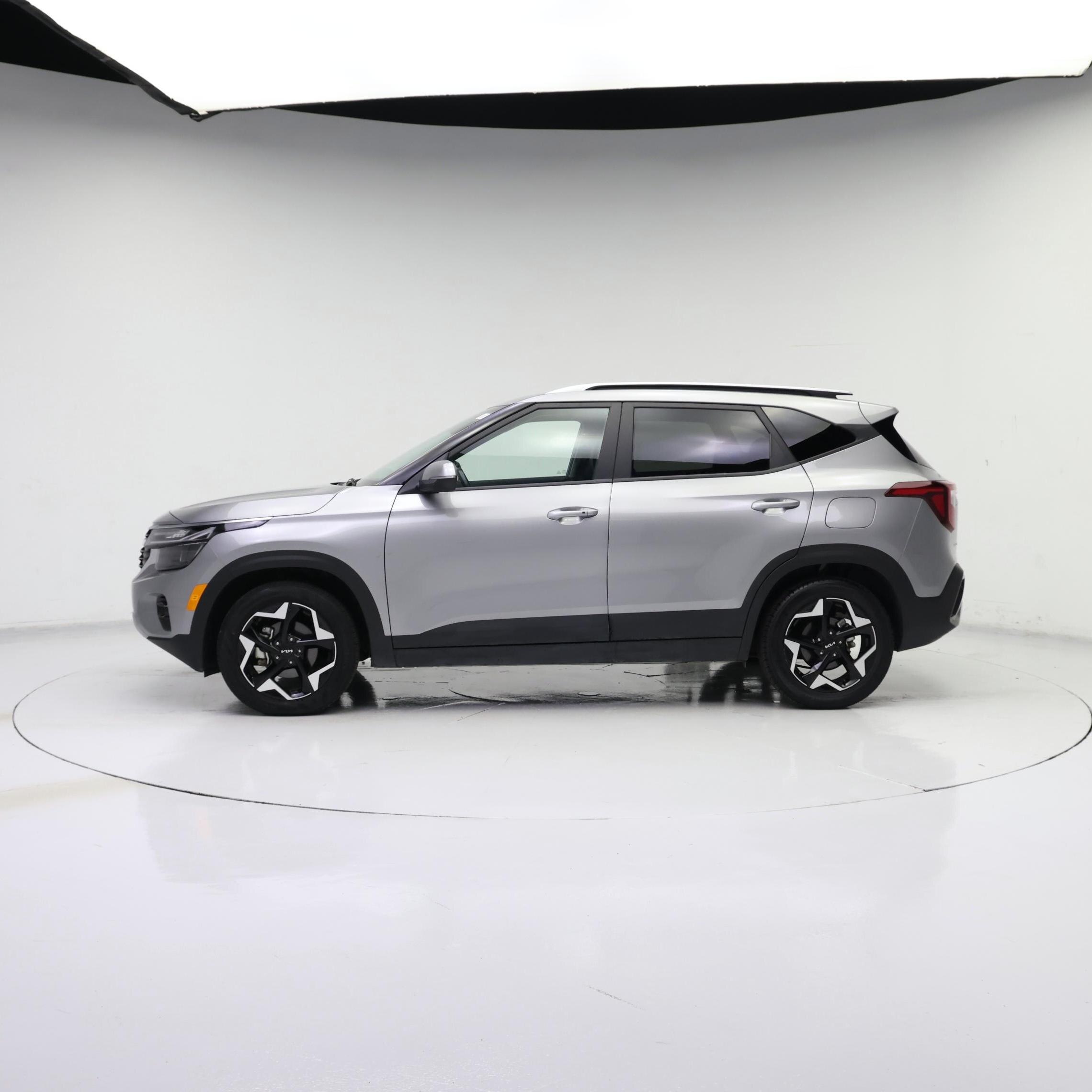 Thumbnail: 2025 Kia Seltos - 3