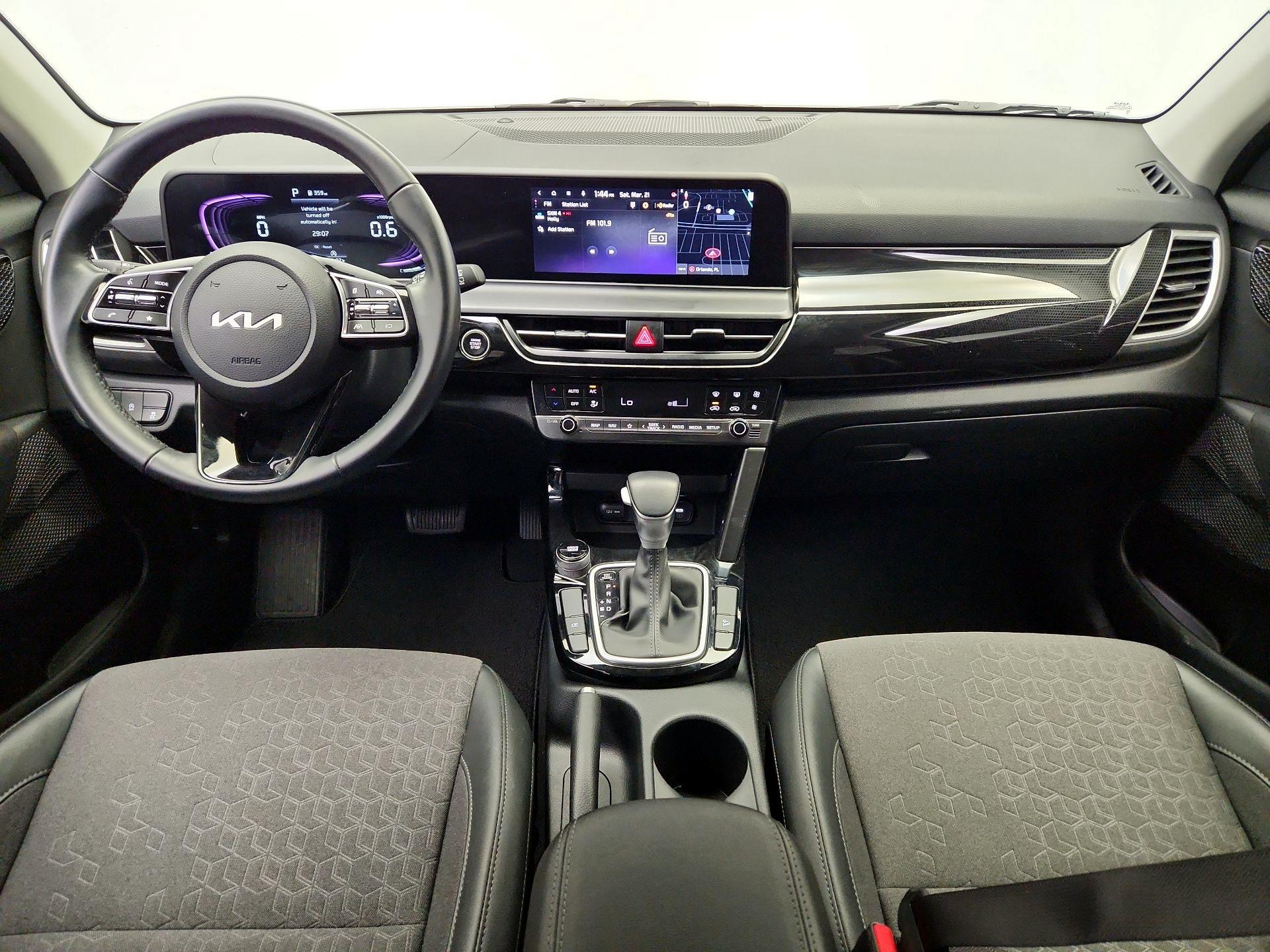 Thumbnail: 2025 Kia Seltos - 9