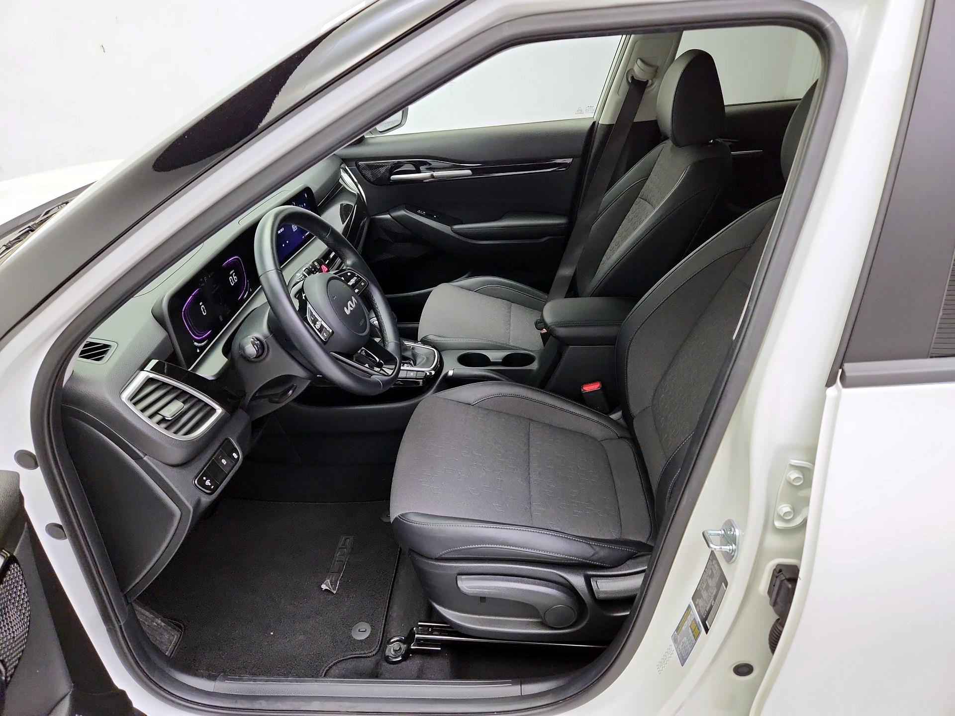 Thumbnail: 2025 Kia Seltos - 11