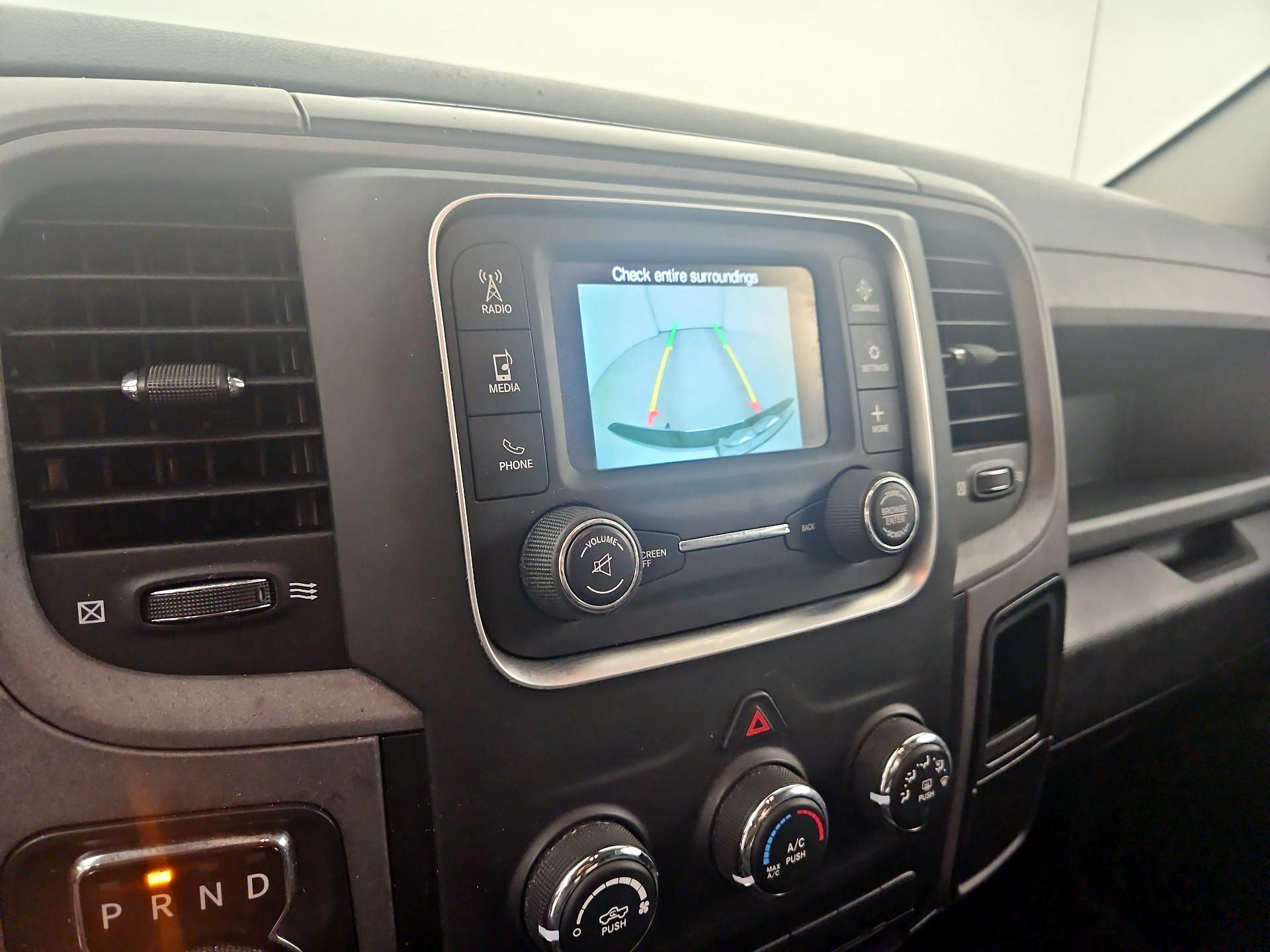 Thumbnail: 2019 RAM 1500 Classic - 12