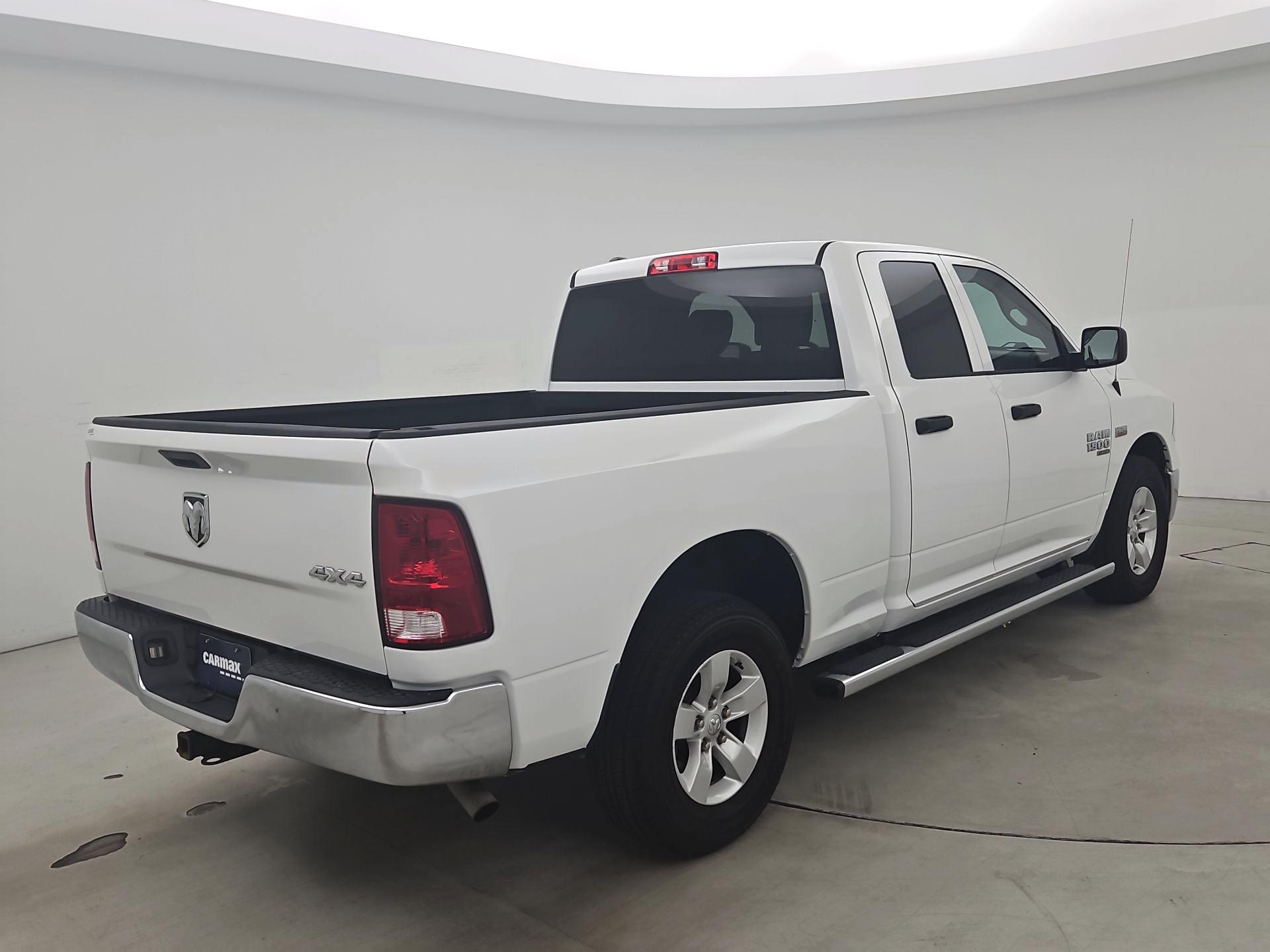 Thumbnail: 2019 RAM 1500 Classic - 5