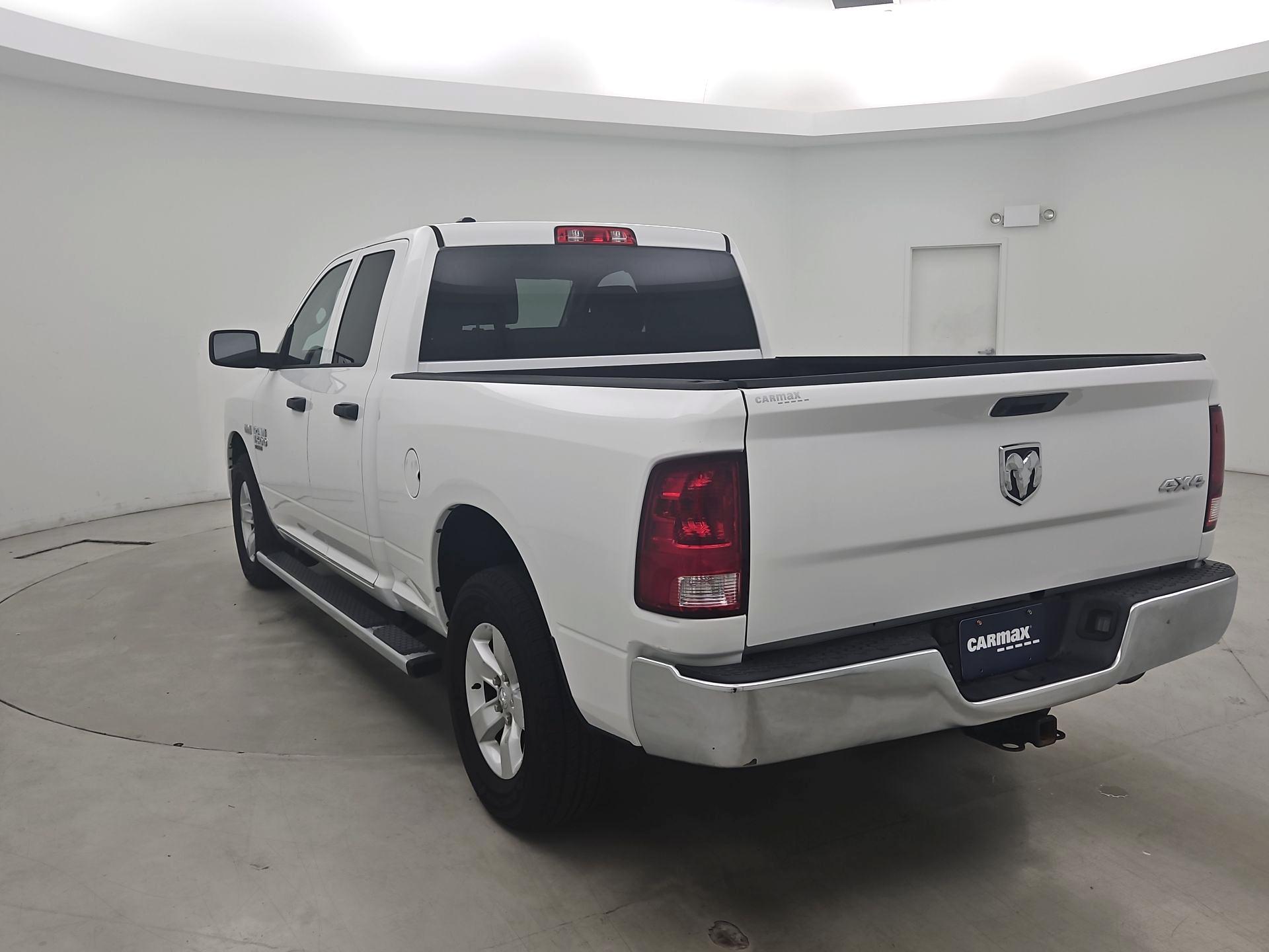 Thumbnail: 2019 RAM 1500 Classic - 7