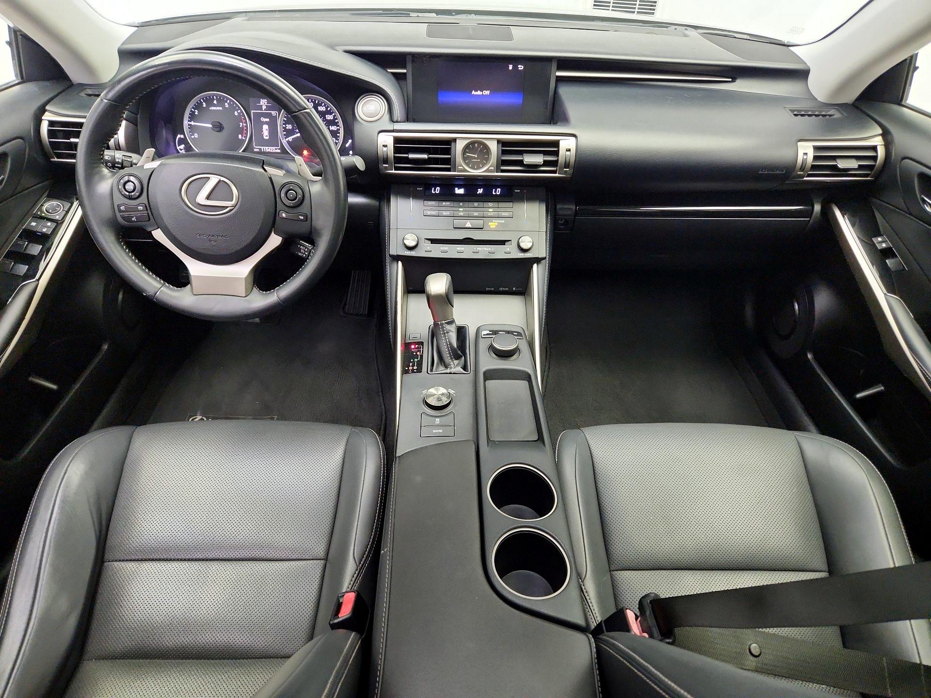 Thumbnail: 2015 Lexus IS - 9
