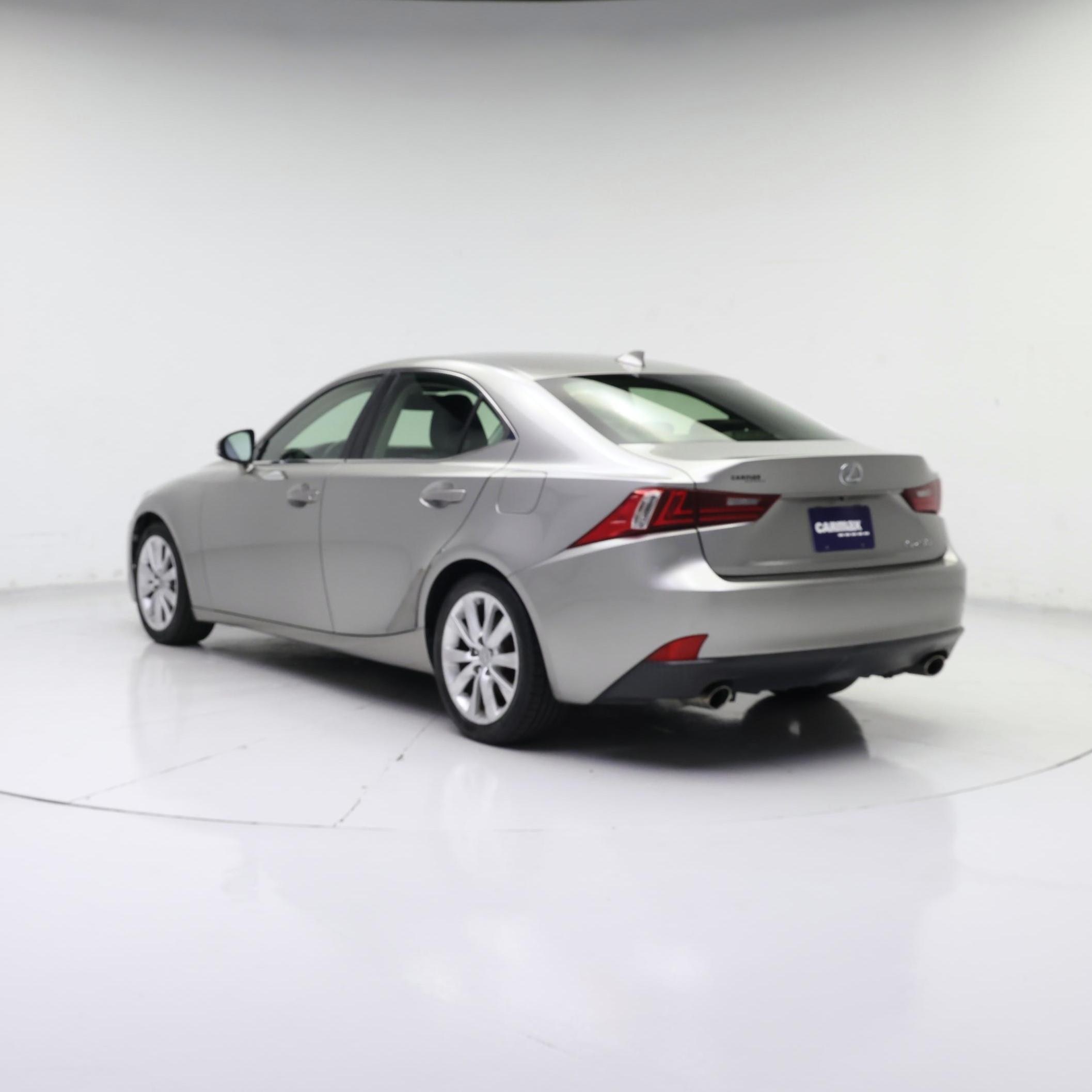 Thumbnail: 2015 Lexus IS - 2