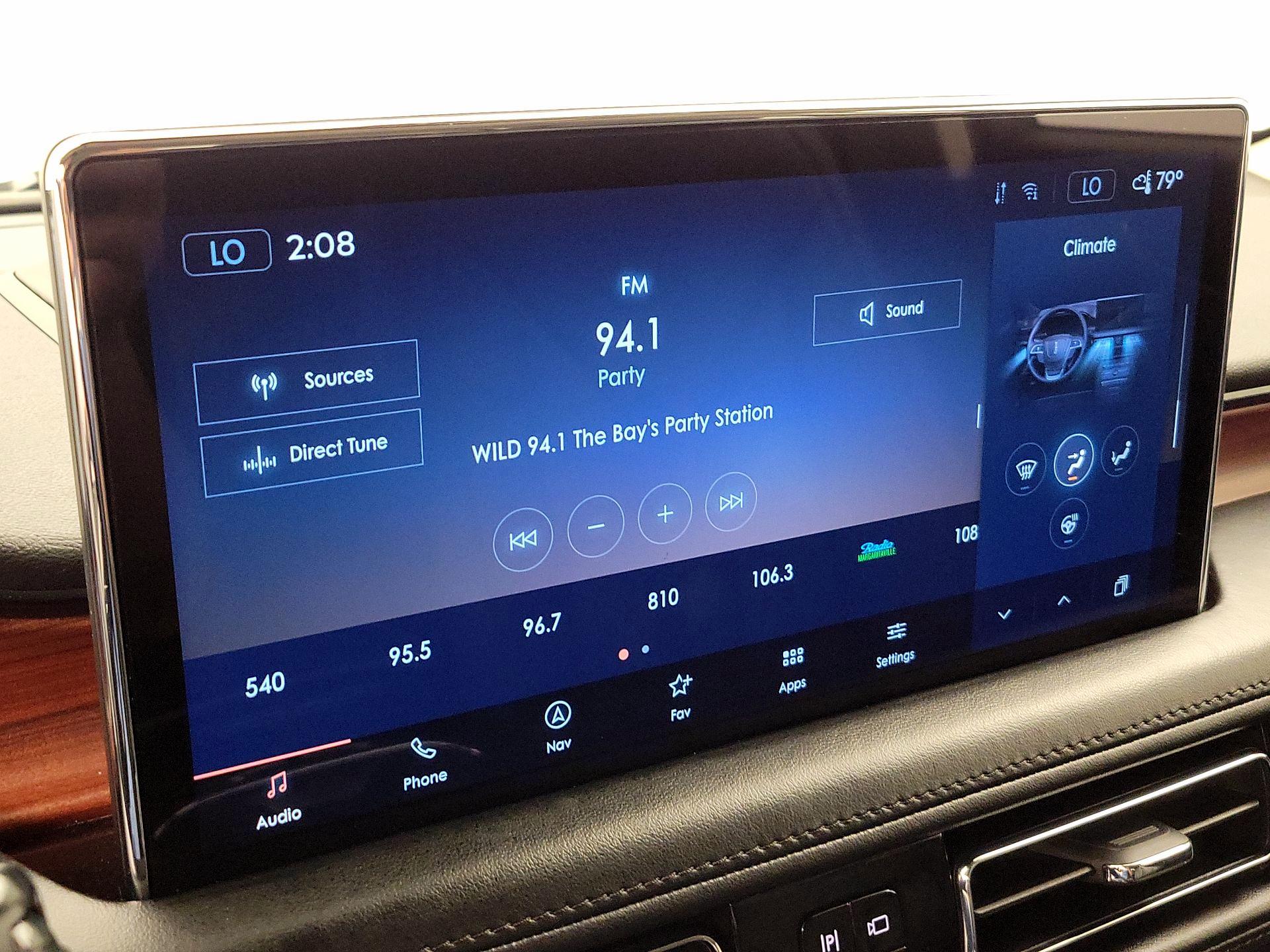 Thumbnail: 2022 Lincoln Nautilus - 16