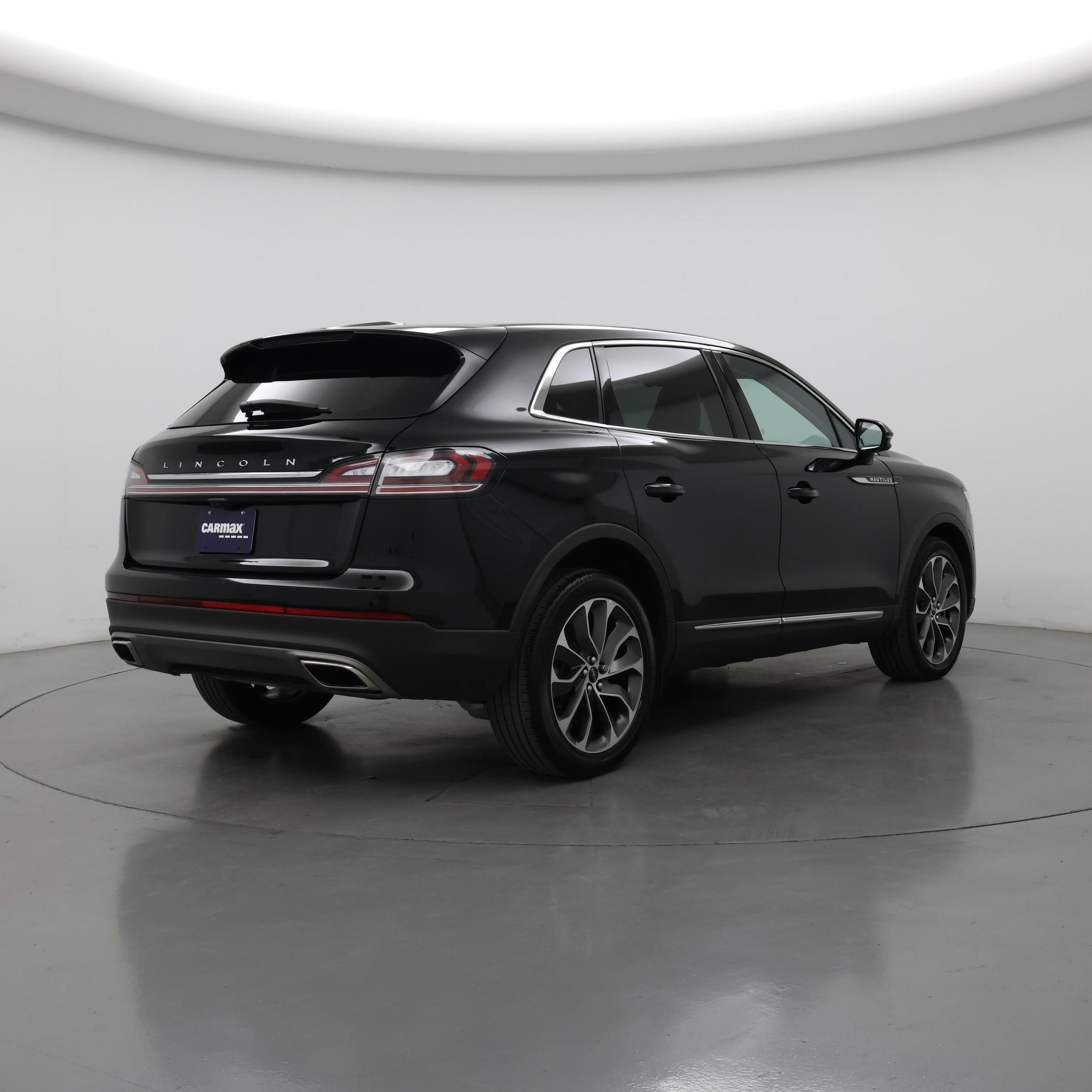 Thumbnail: 2022 Lincoln Nautilus - 8