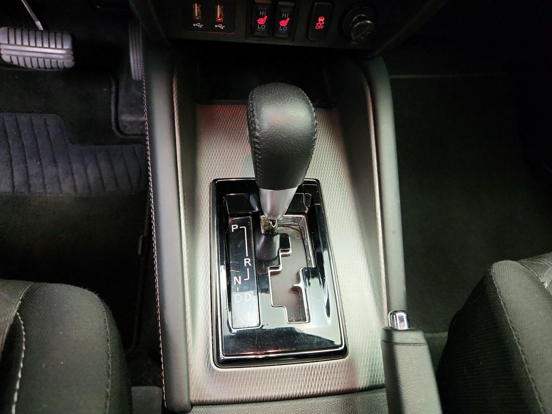Thumbnail: 2020 Mitsubishi Outlander Sport - 17