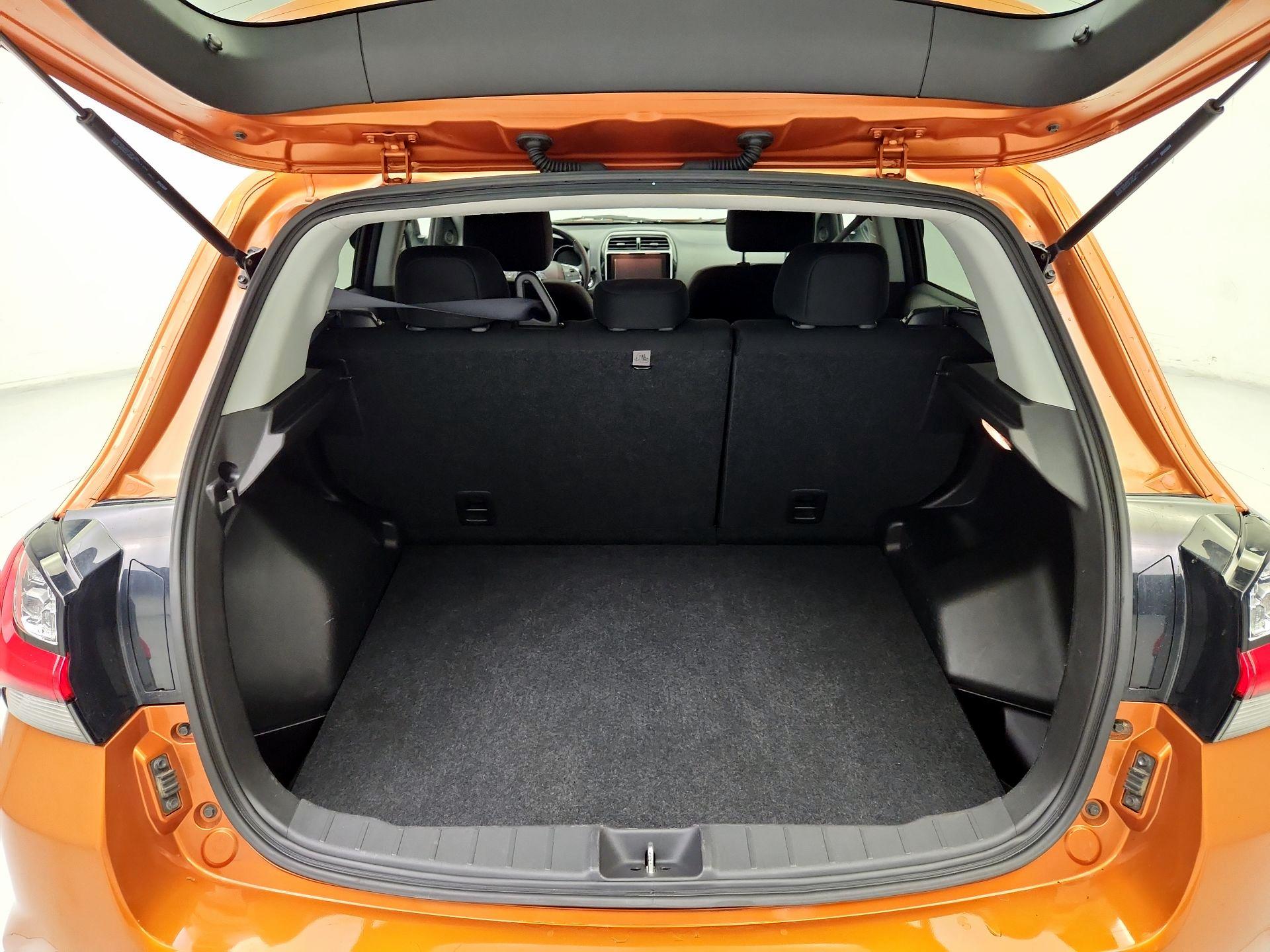 Thumbnail: 2020 Mitsubishi Outlander Sport - 20