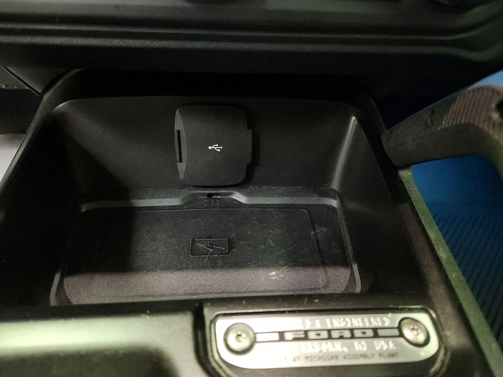 Thumbnail: 2022 Ford Bronco - 19