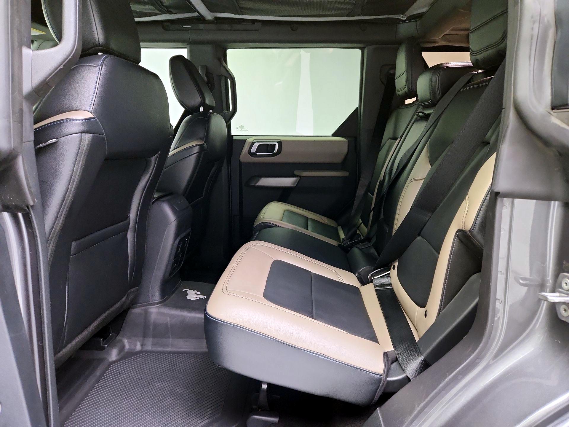 Thumbnail: 2022 Ford Bronco - 20