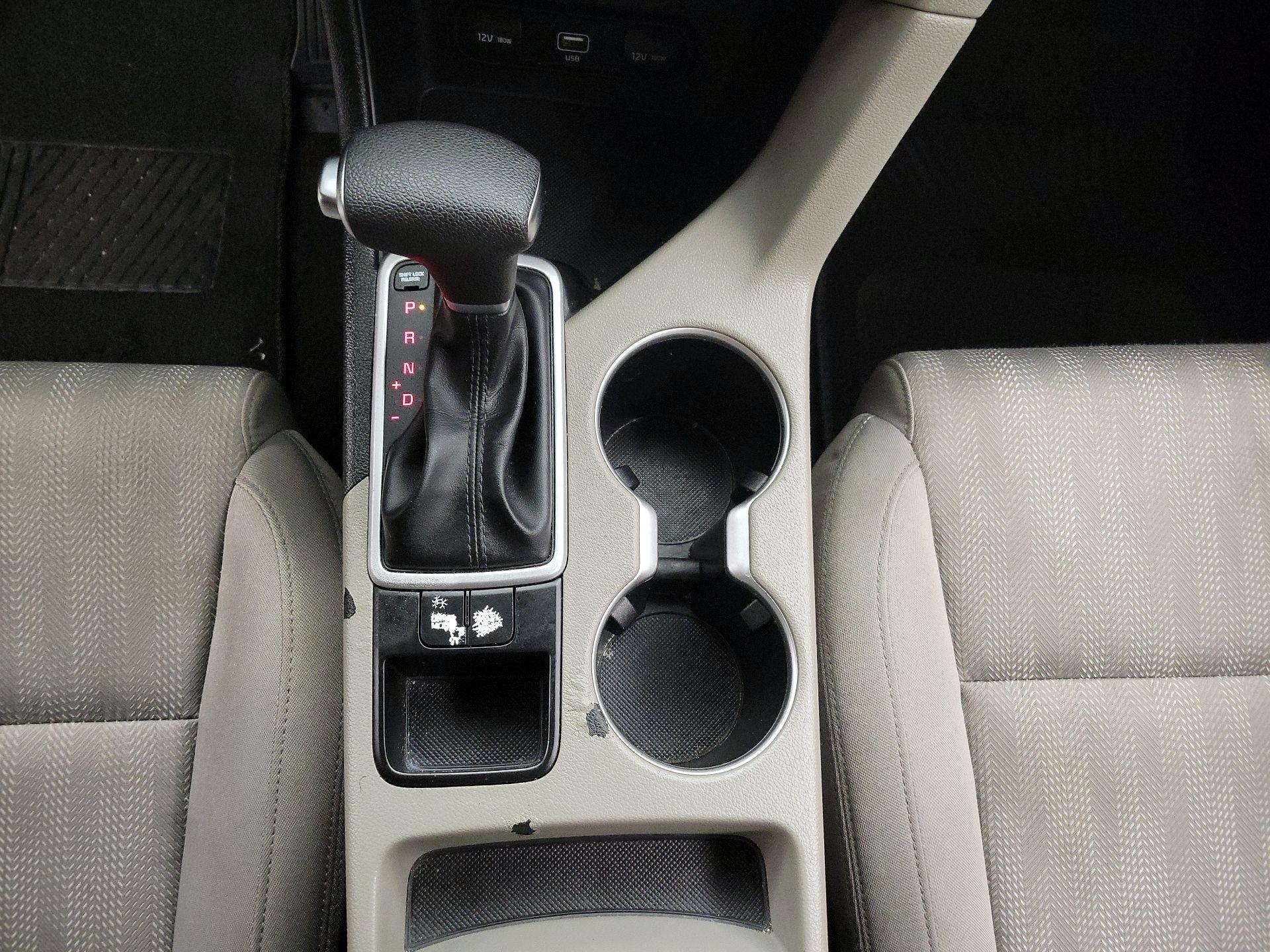 Thumbnail: 2022 Kia Sportage - 17