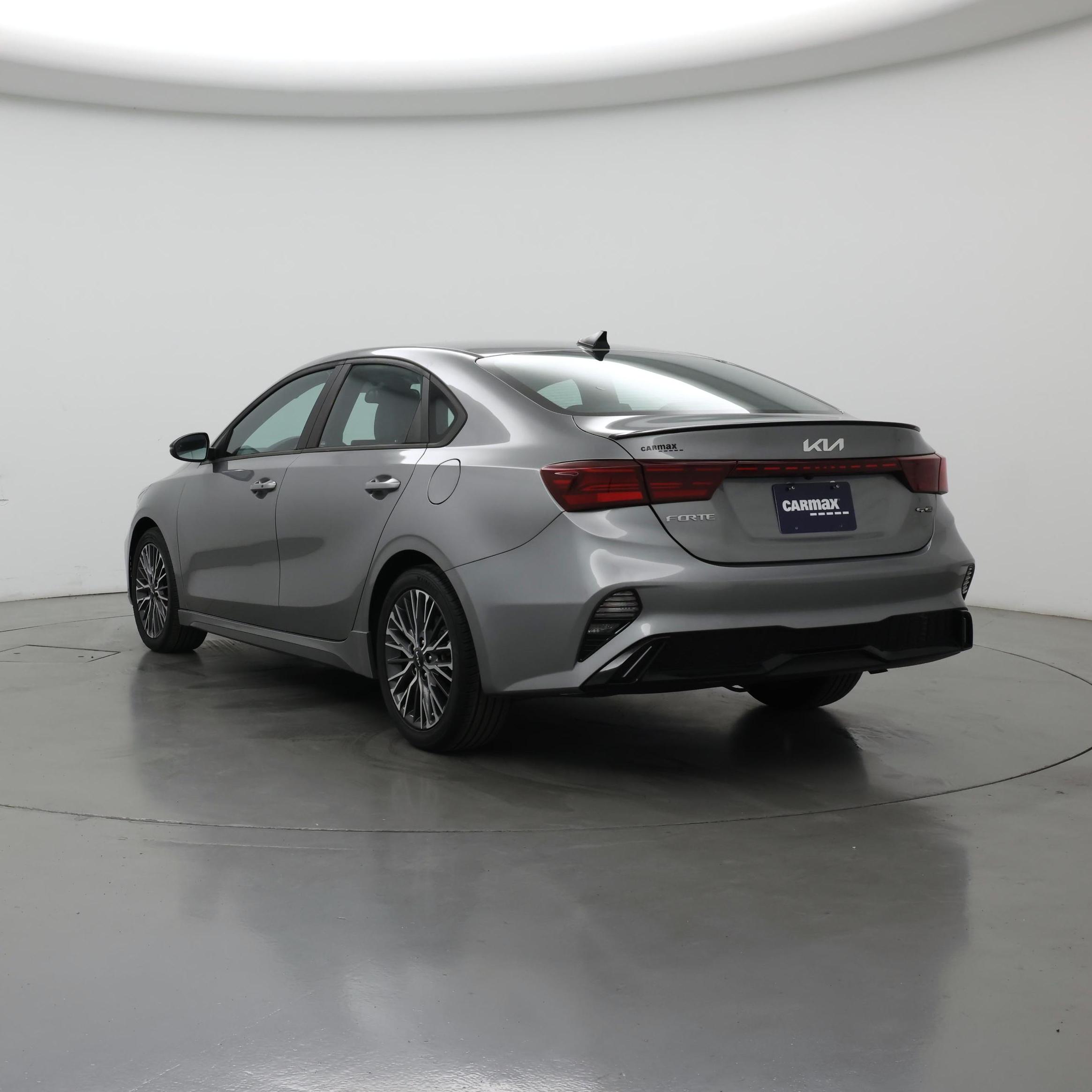 Thumbnail: 2022 Kia Forte - 2
