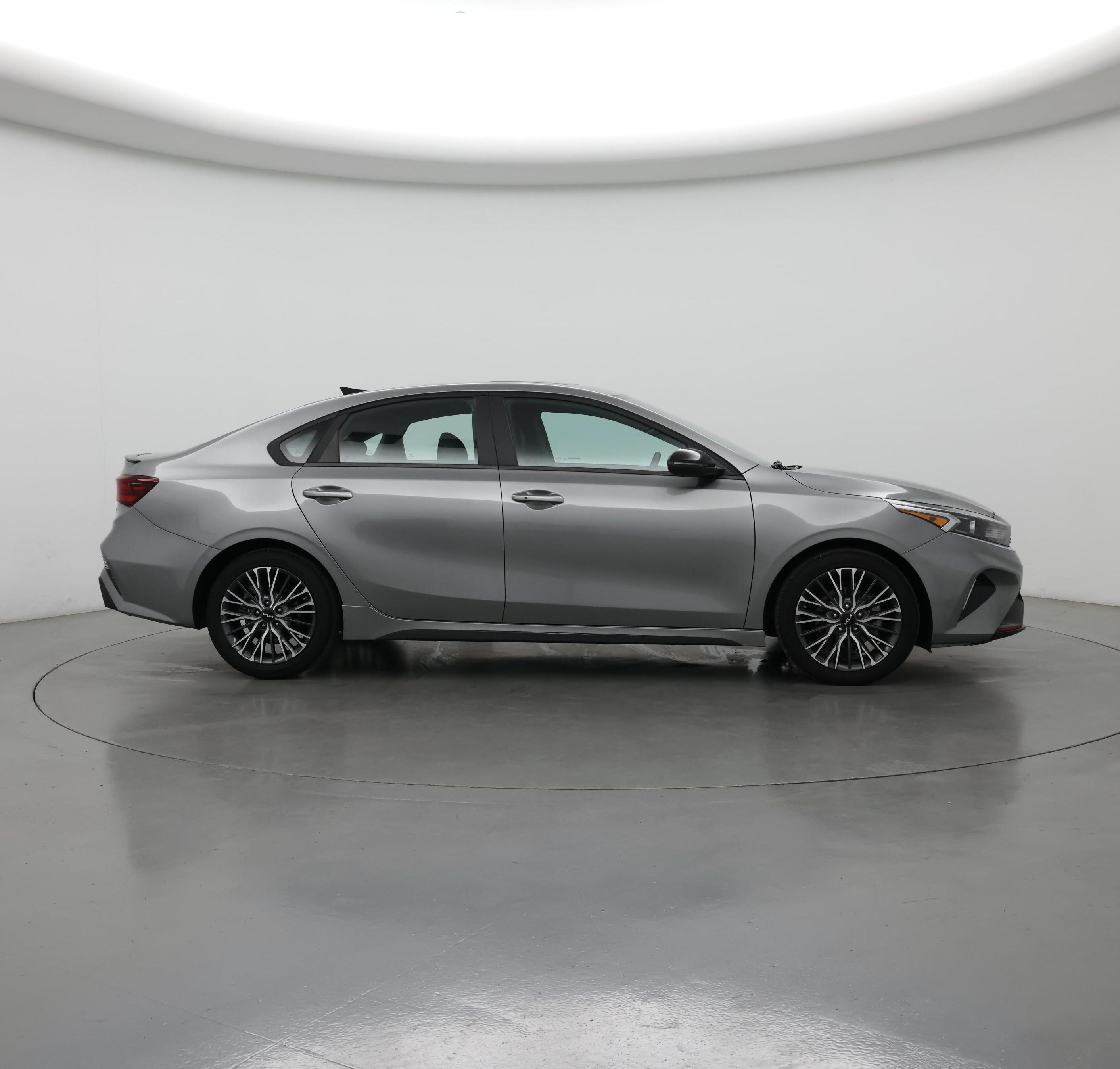 Thumbnail: 2022 Kia Forte - 7