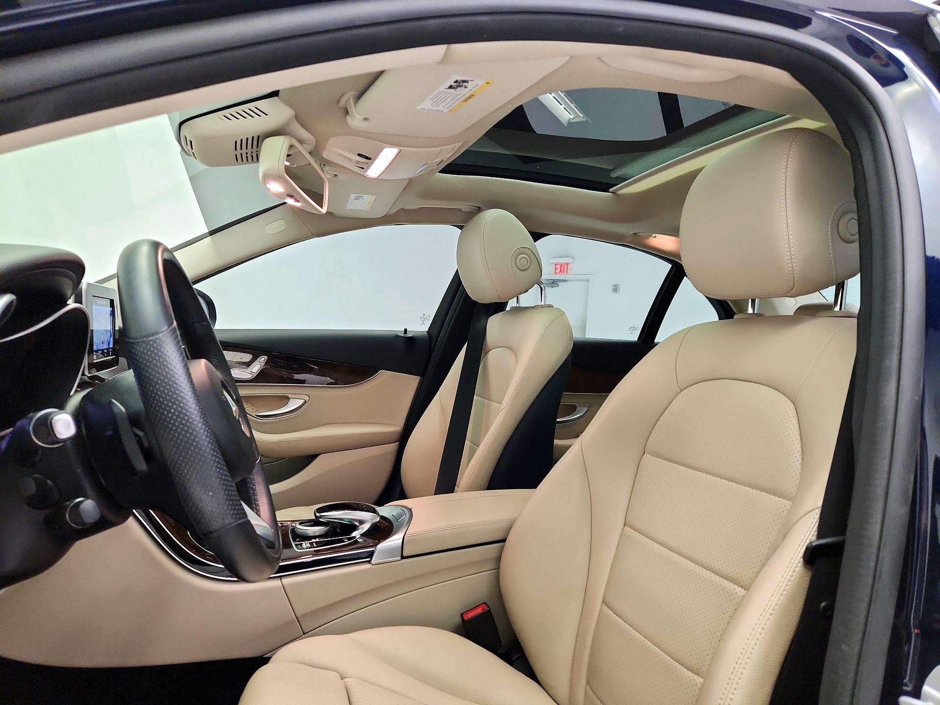 Thumbnail: 2016 Mercedes-Benz C-Class - 20