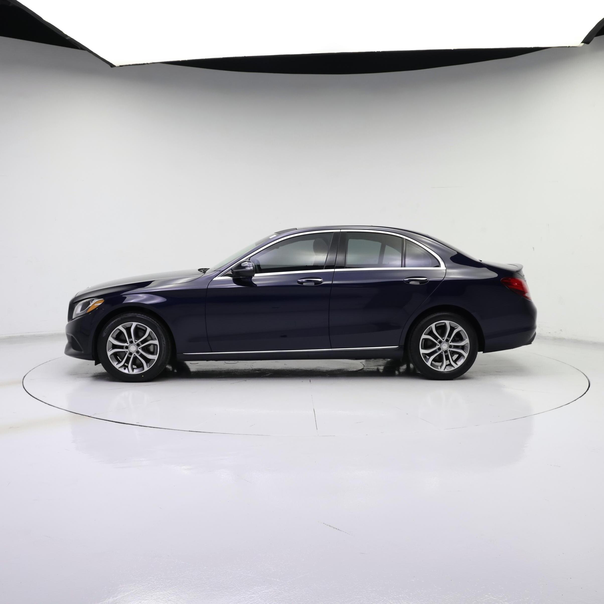 Thumbnail: 2016 Mercedes-Benz C-Class - 3