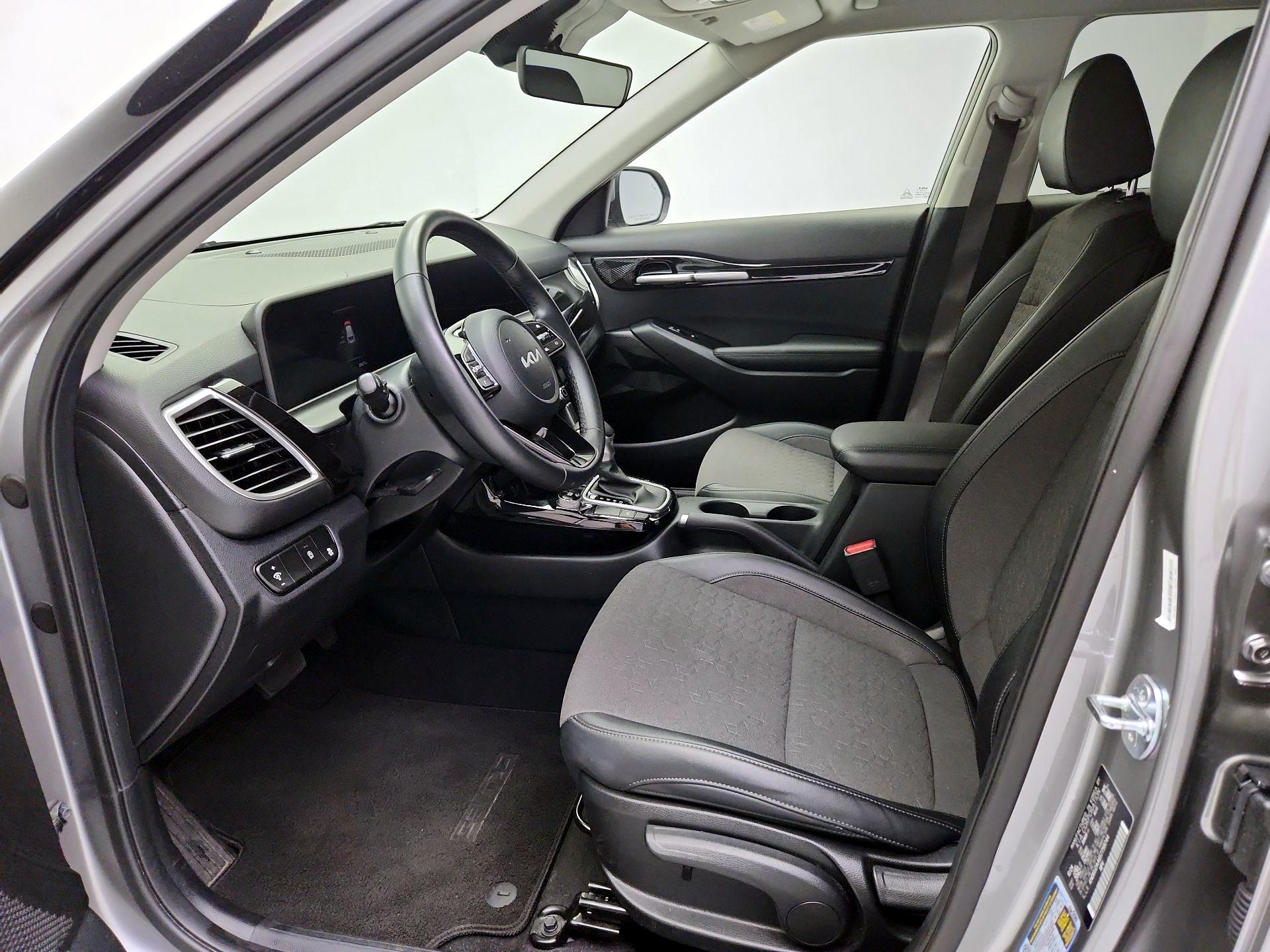 Thumbnail: 2025 Kia Seltos - 11