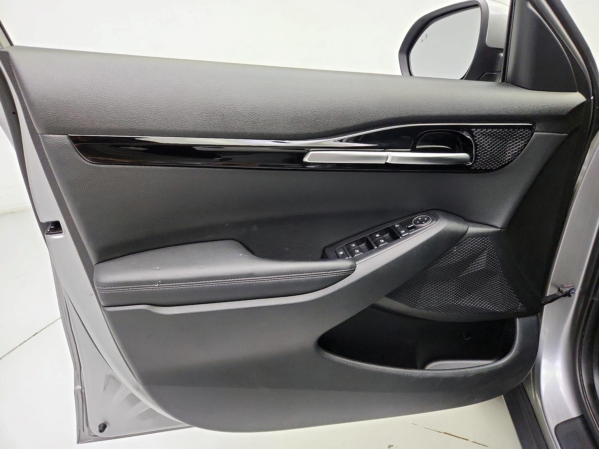 Thumbnail: 2025 Kia Seltos - 12