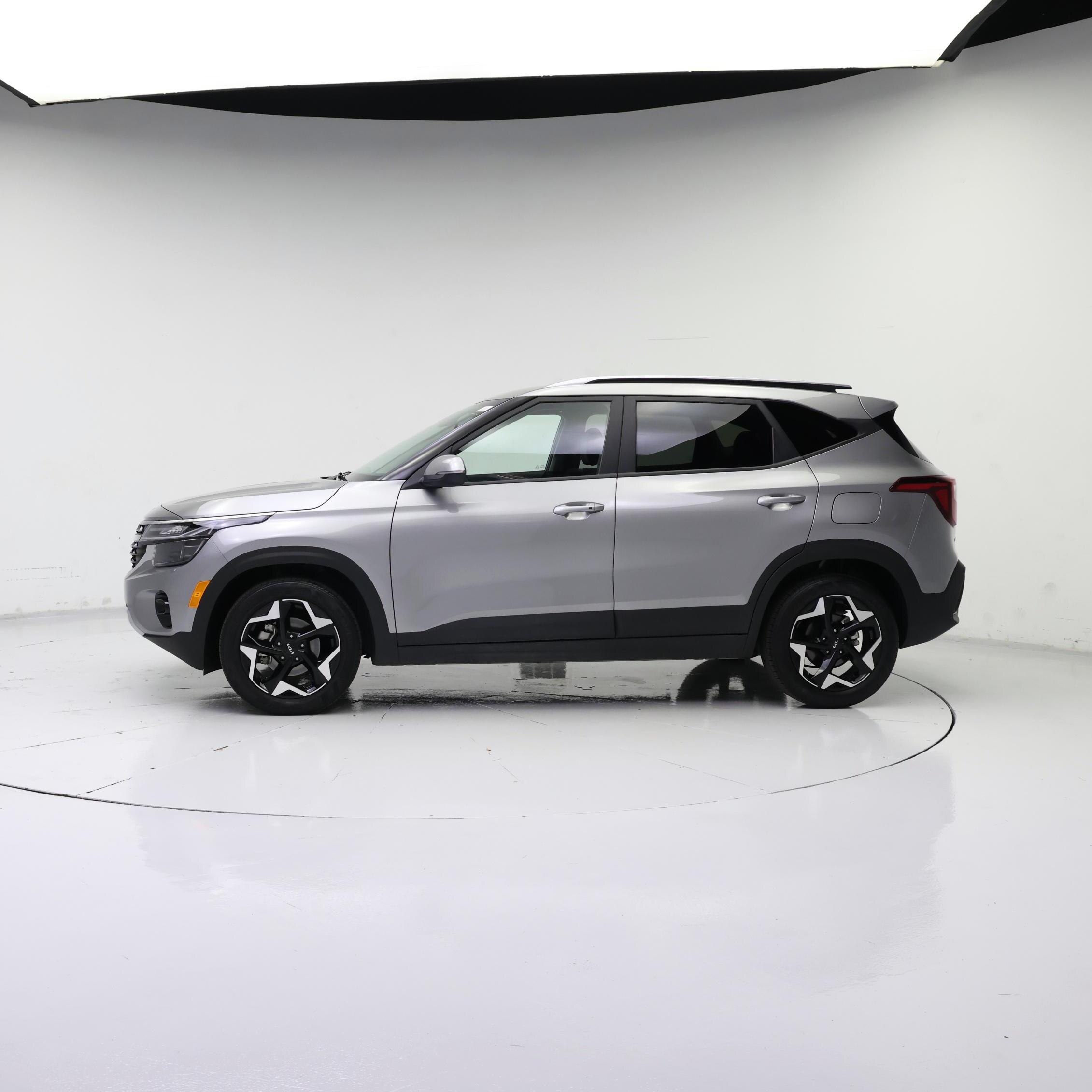 Thumbnail: 2025 Kia Seltos - 3