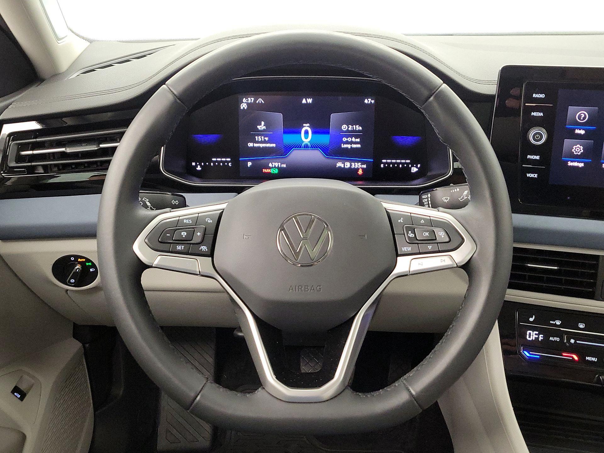 Thumbnail: 2025 Volkswagen Jetta - 10