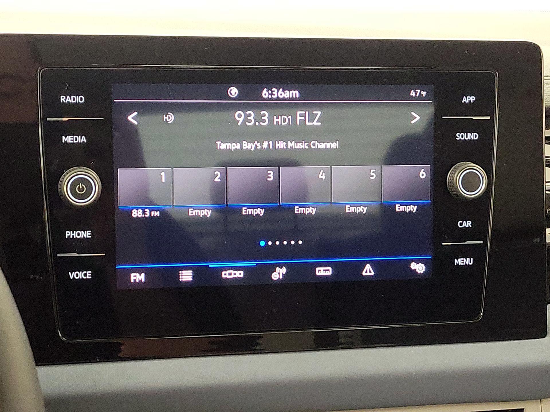 Thumbnail: 2025 Volkswagen Jetta - 15