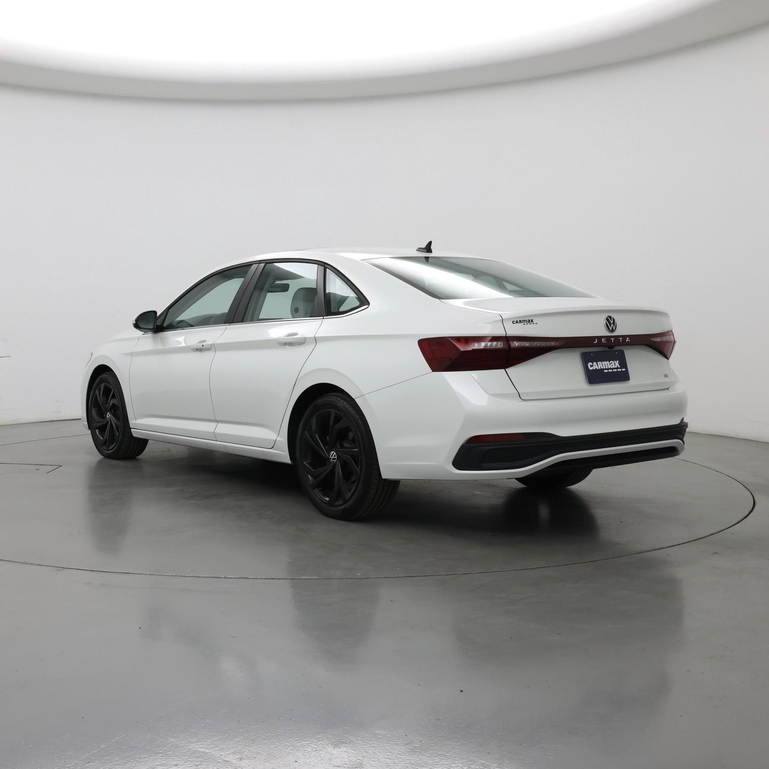 Thumbnail: 2025 Volkswagen Jetta - 2