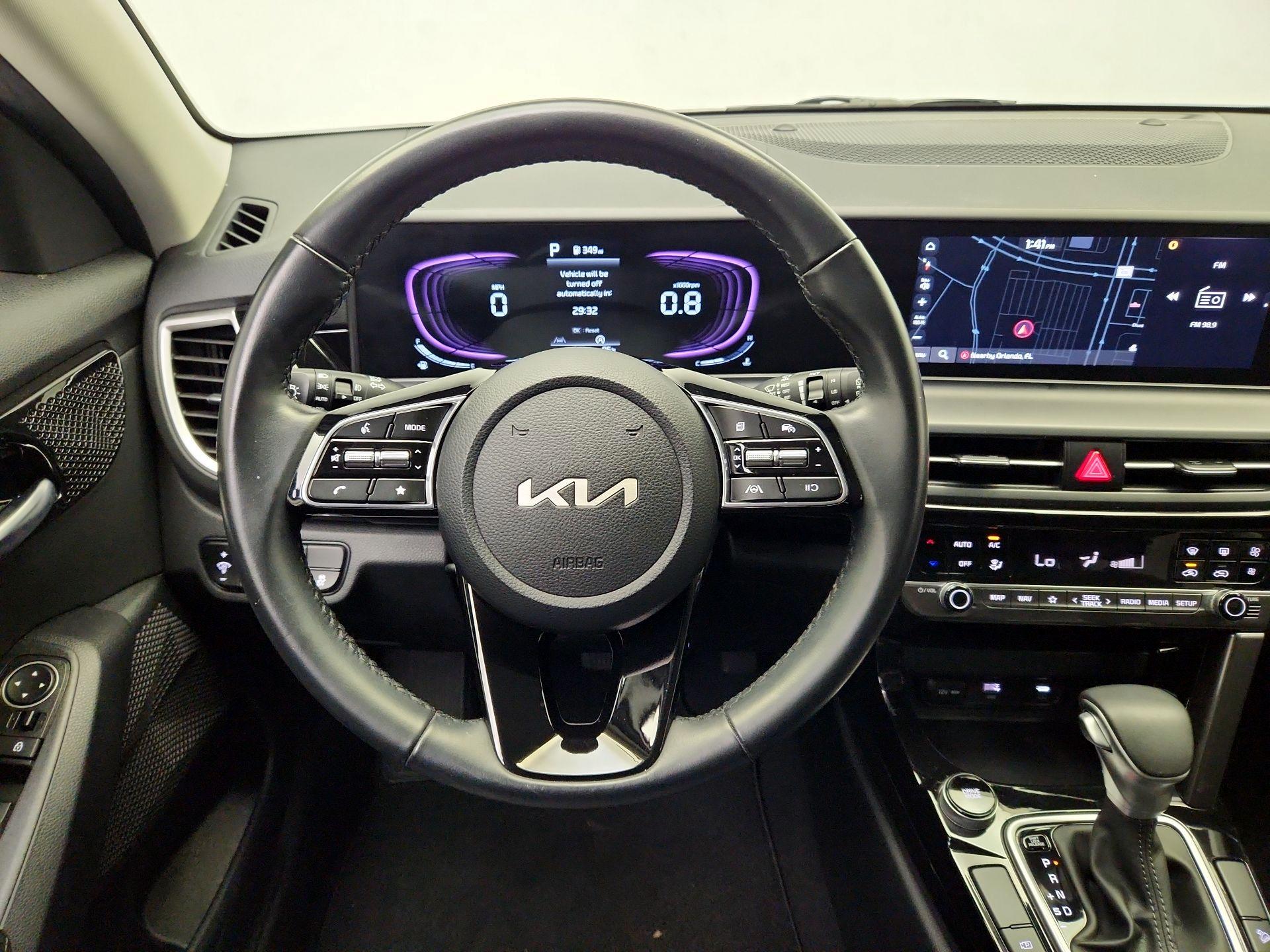 Thumbnail: 2025 Kia Seltos - 10