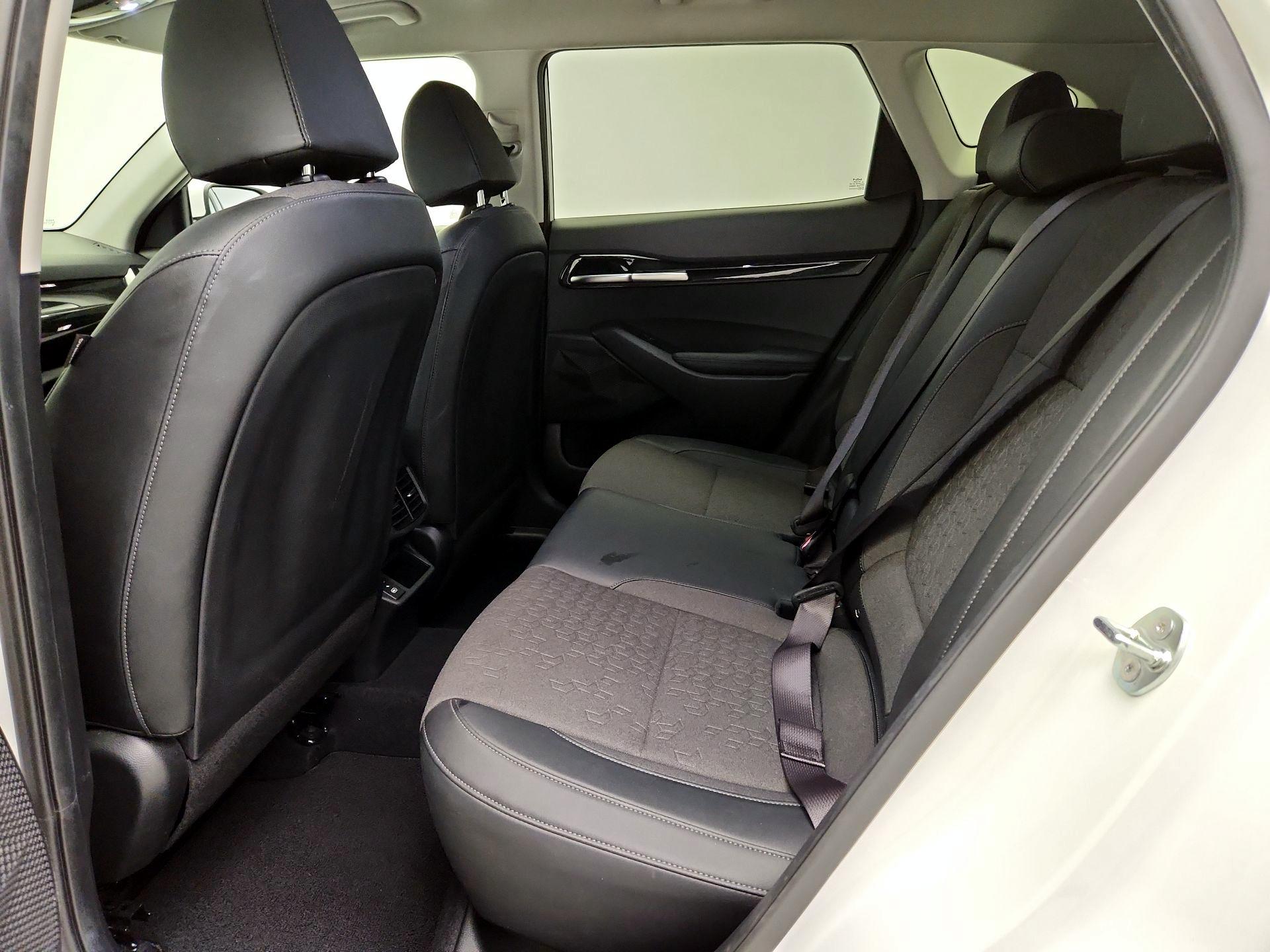 Thumbnail: 2025 Kia Seltos - 20