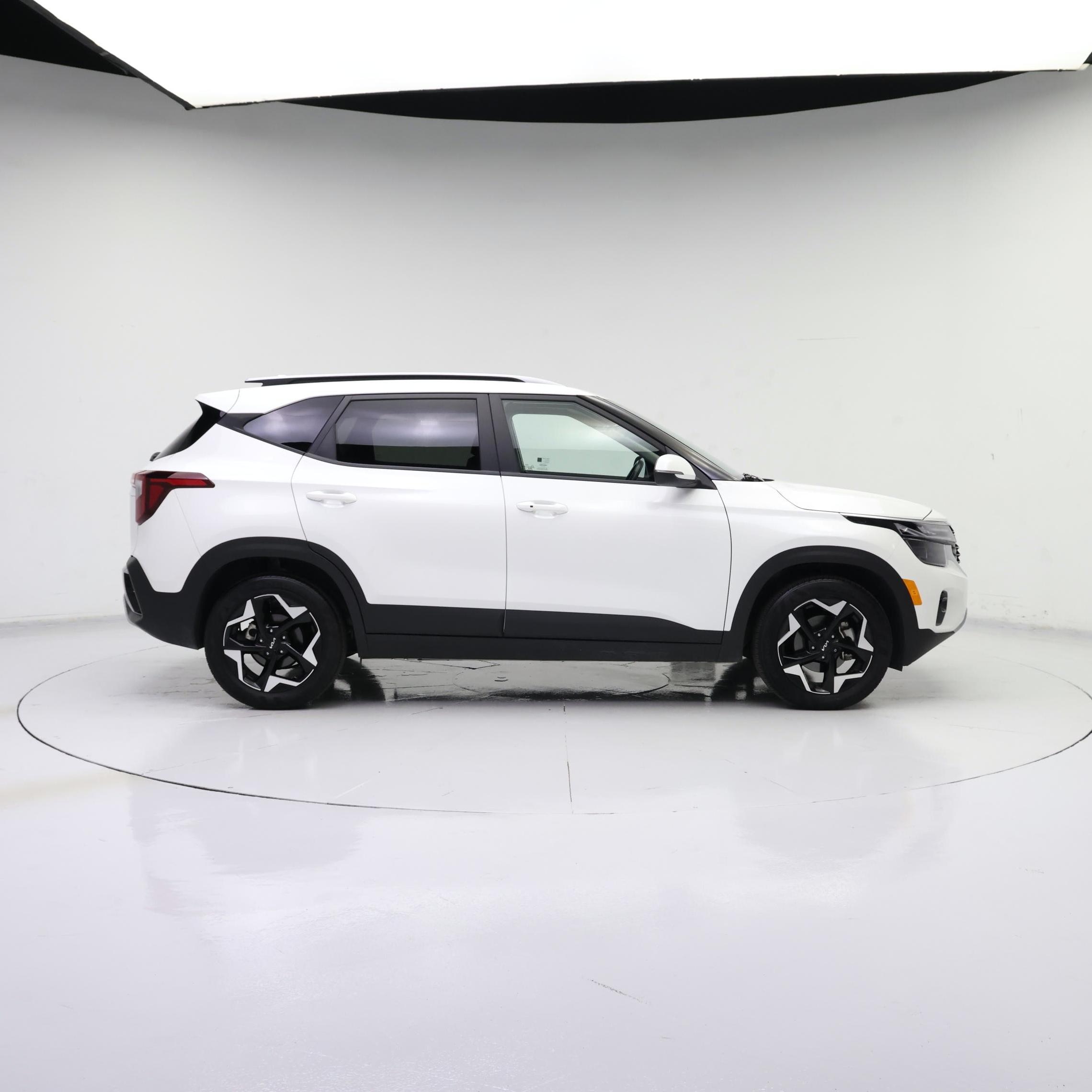 Thumbnail: 2025 Kia Seltos - 7