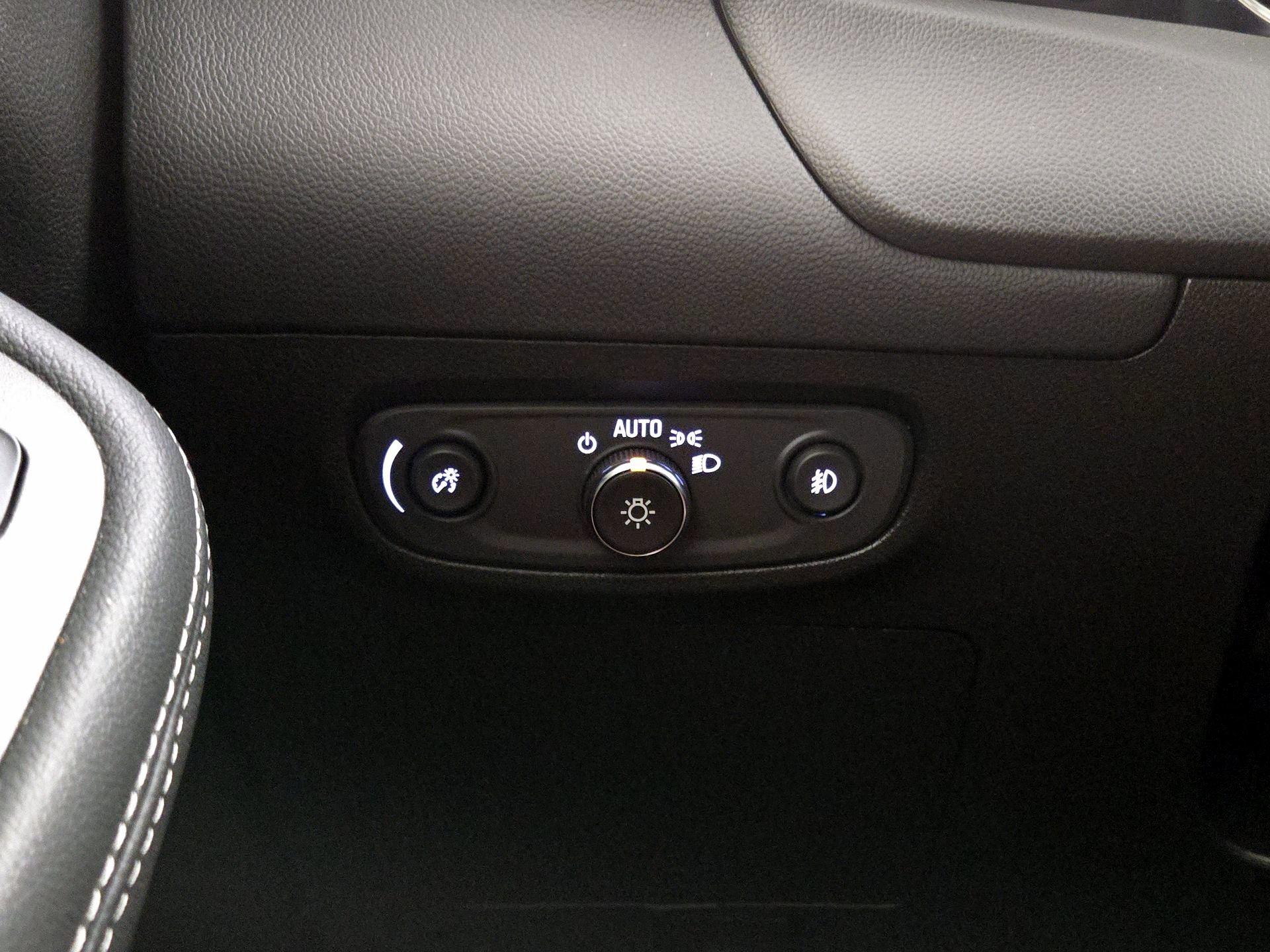 Thumbnail: 2023 Buick Encore GX - 13