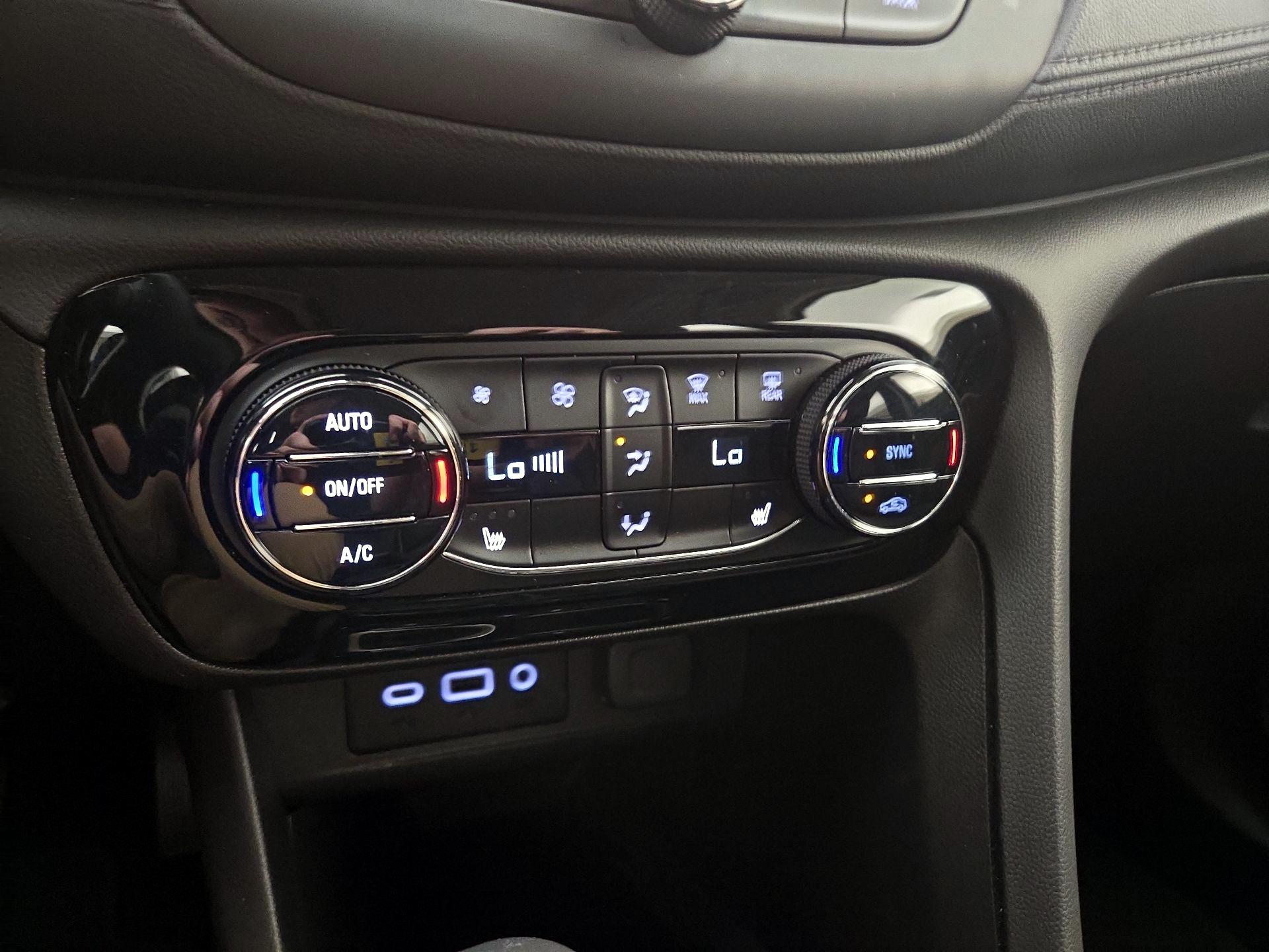 Thumbnail: 2023 Buick Encore GX - 16