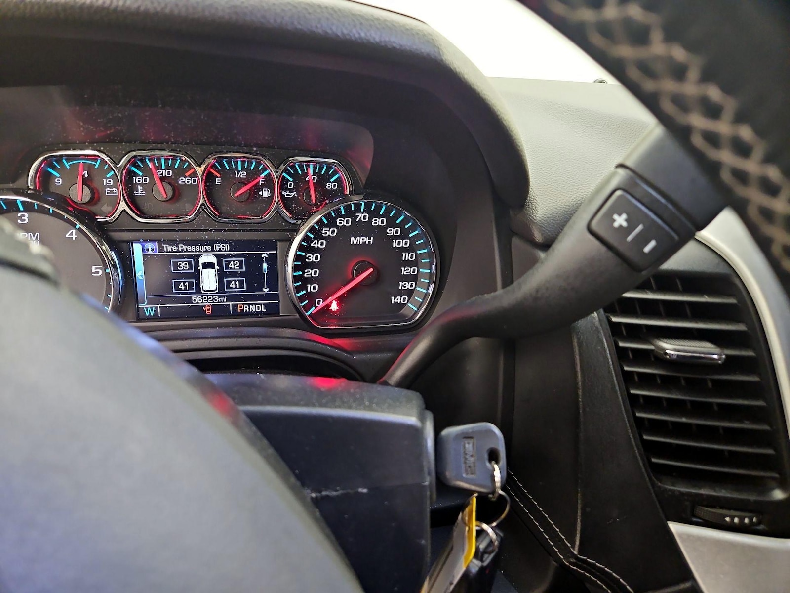 2018 GMC Yukon XL SLE - Photo 19