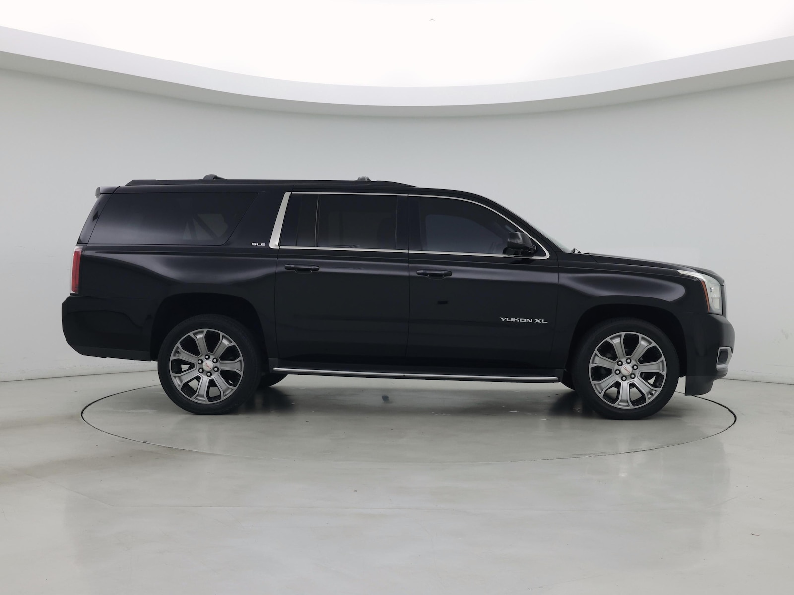 2018 GMC Yukon XL SLE - Photo 8
