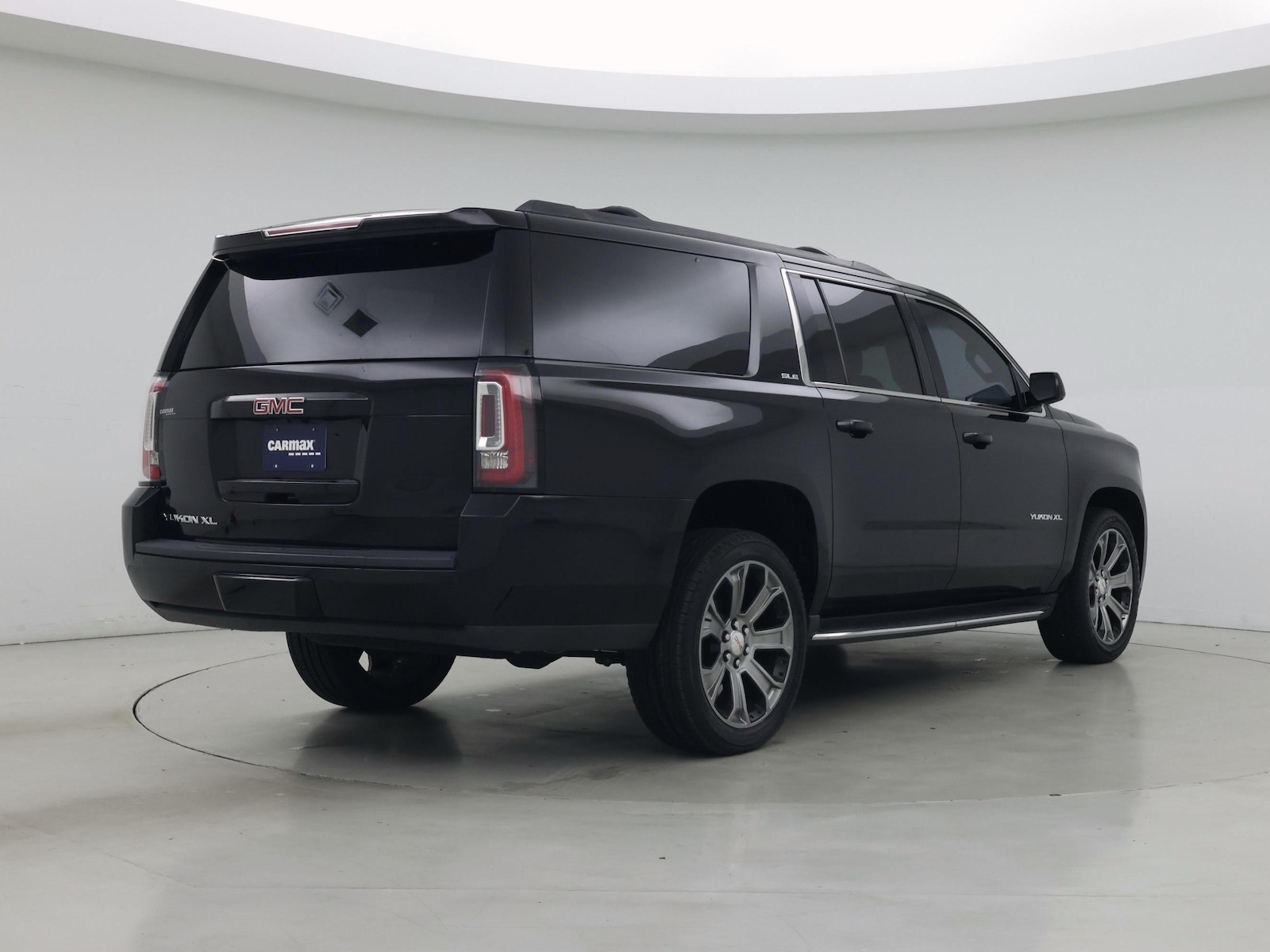 2018 GMC Yukon XL SLE - Photo 9