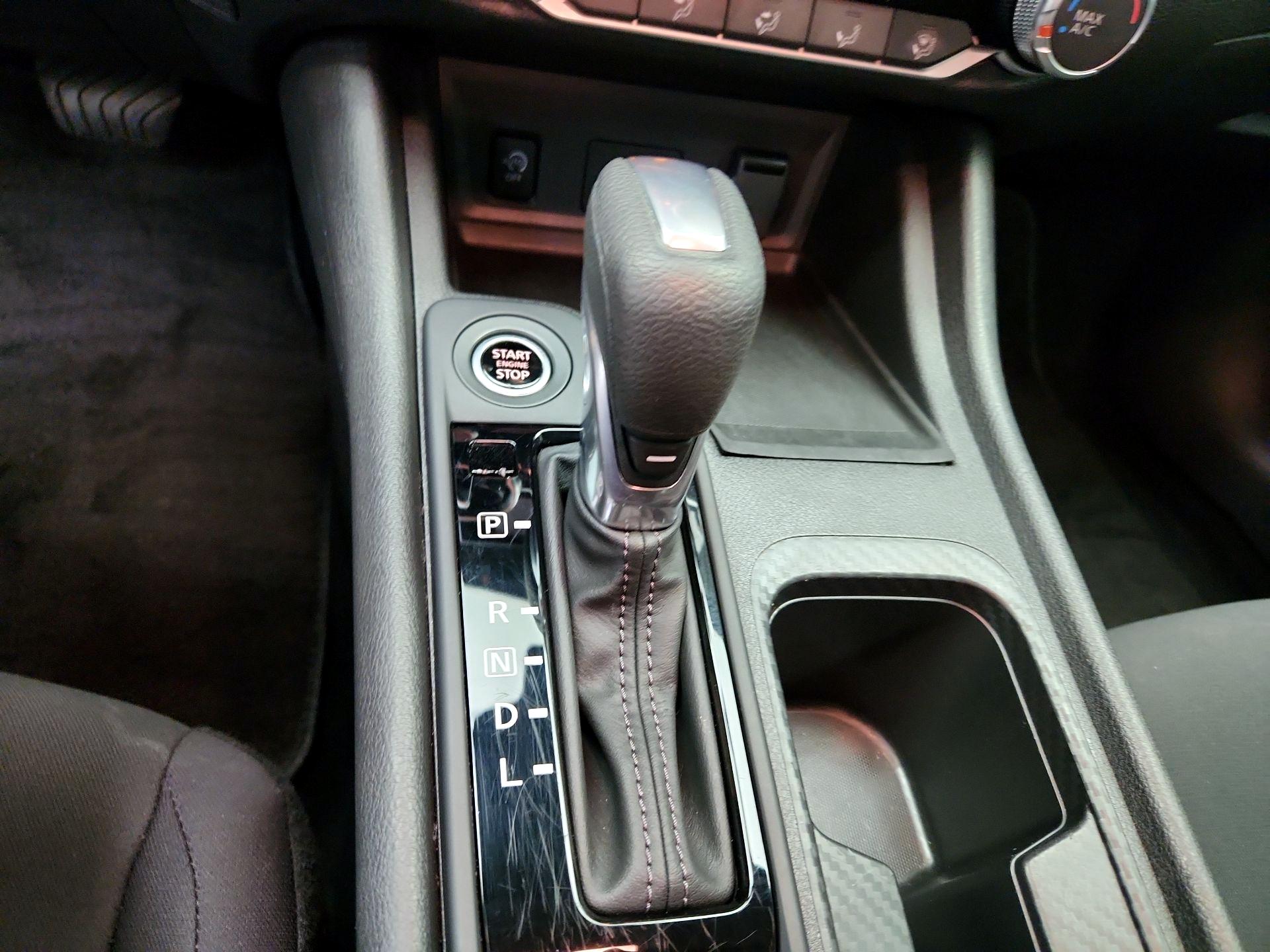 Thumbnail: 2025 Nissan Sentra - 17