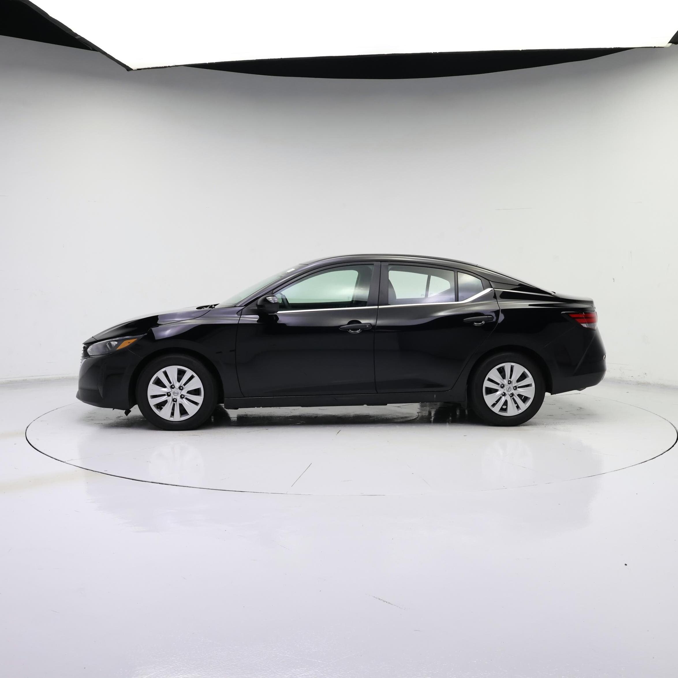 Thumbnail: 2025 Nissan Sentra - 3