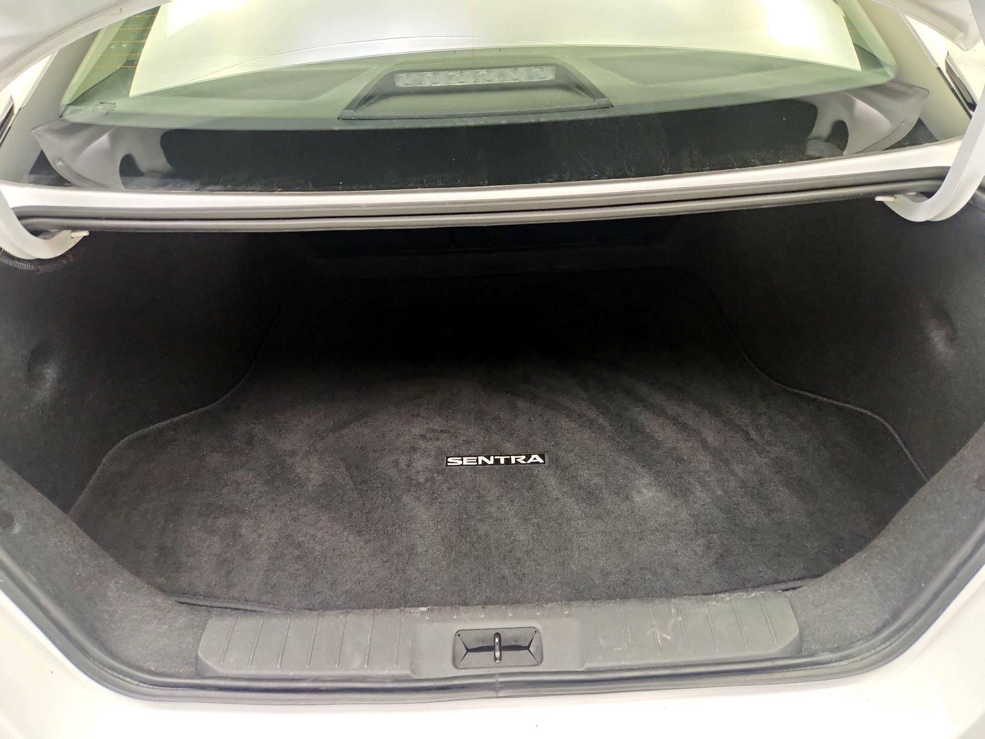 Thumbnail: 2025 Nissan Sentra - 20