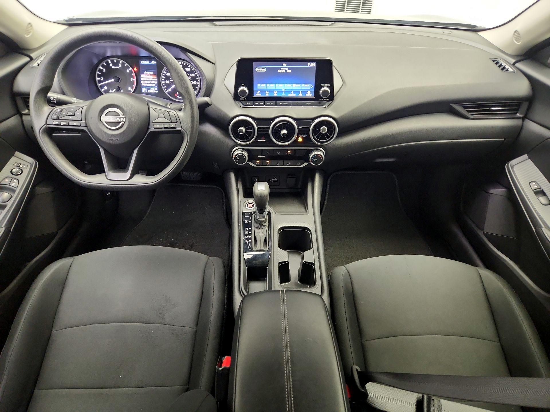 Thumbnail: 2025 Nissan Sentra - 9