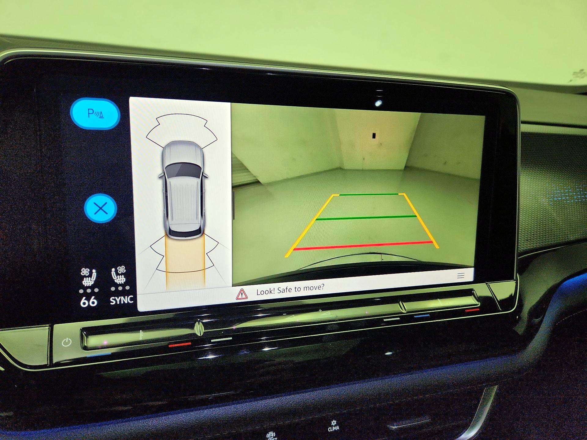 Thumbnail: 2025 Volkswagen Atlas - 15