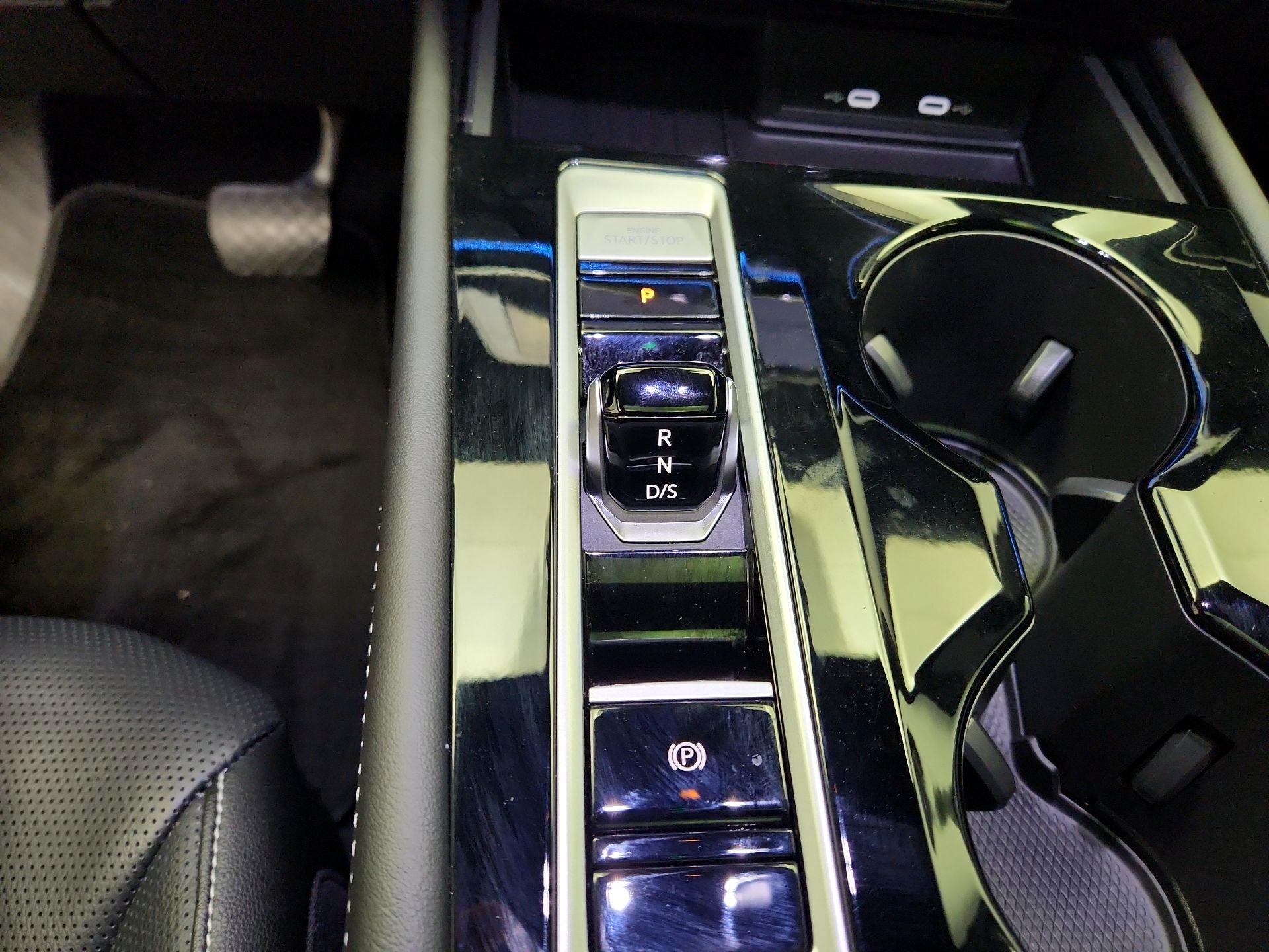 Thumbnail: 2025 Volkswagen Atlas - 18