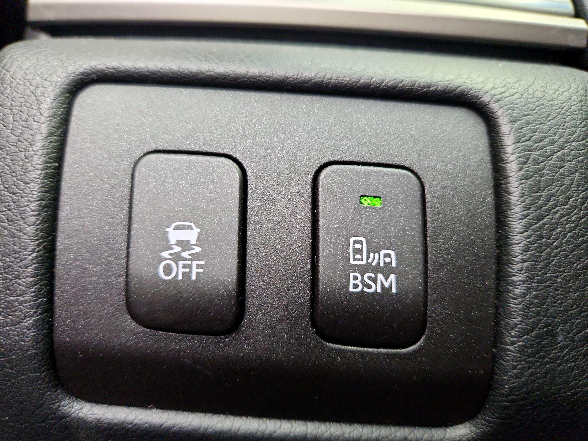 Thumbnail: 2015 Lexus GS - 13