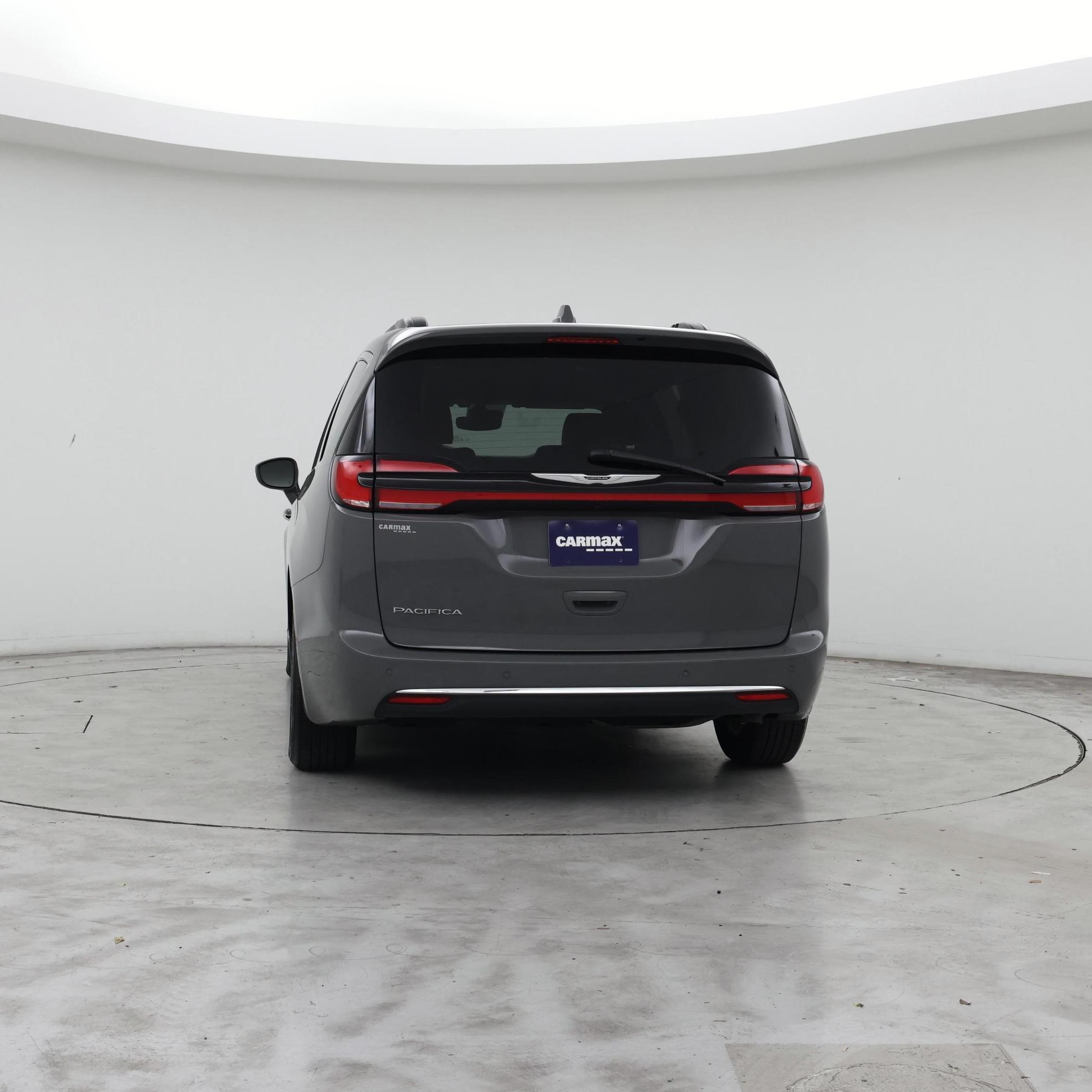 Thumbnail: 2022 Chrysler Pacifica - 6