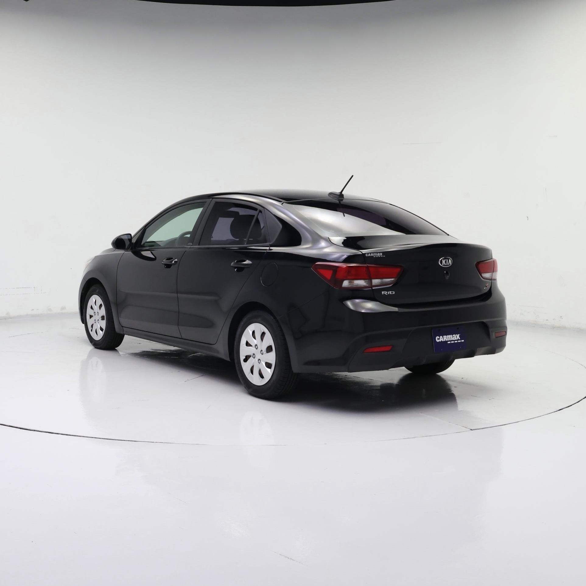 Thumbnail: 2018 Kia Rio - 2